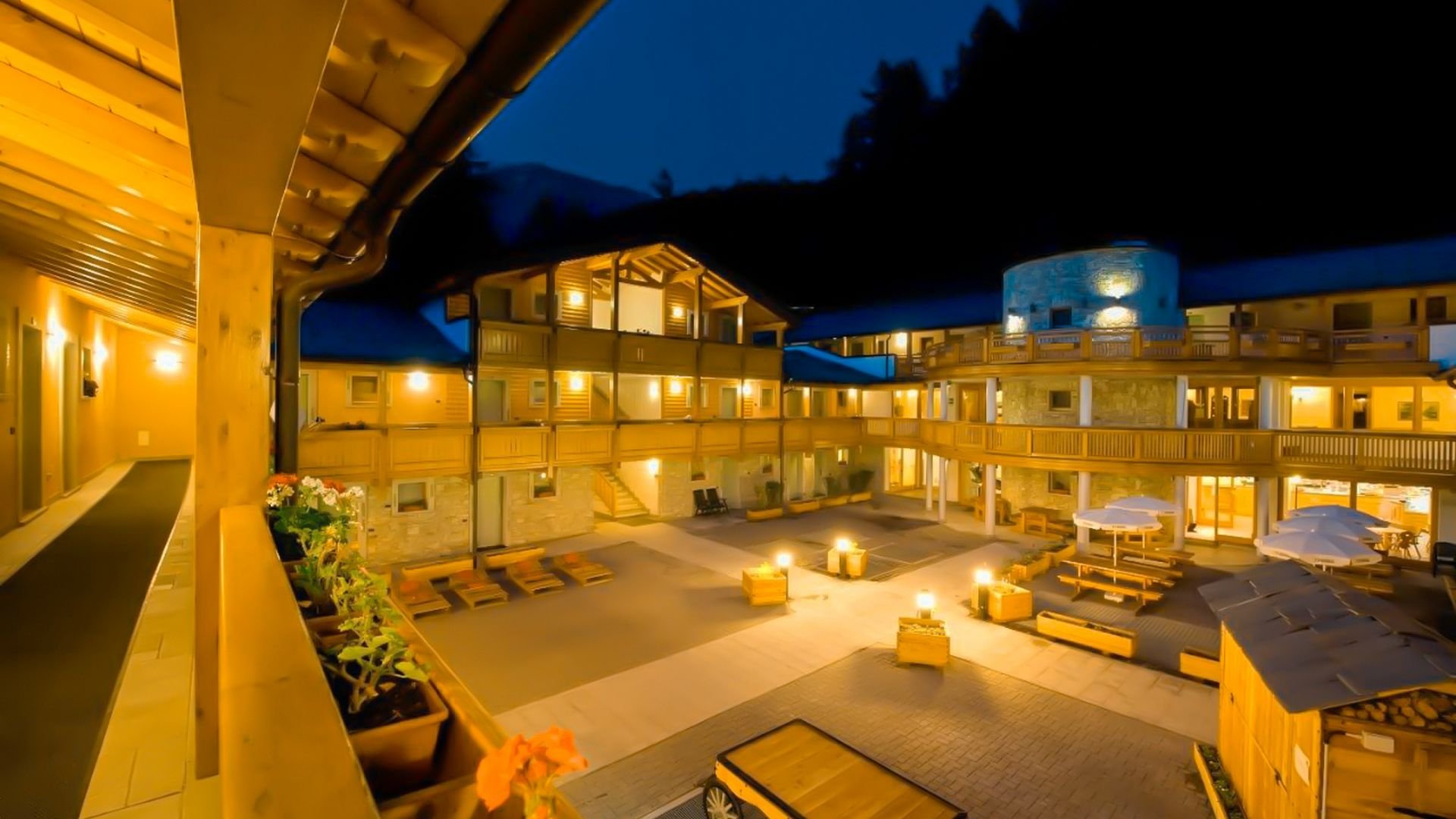 Boscone Suite Hotel