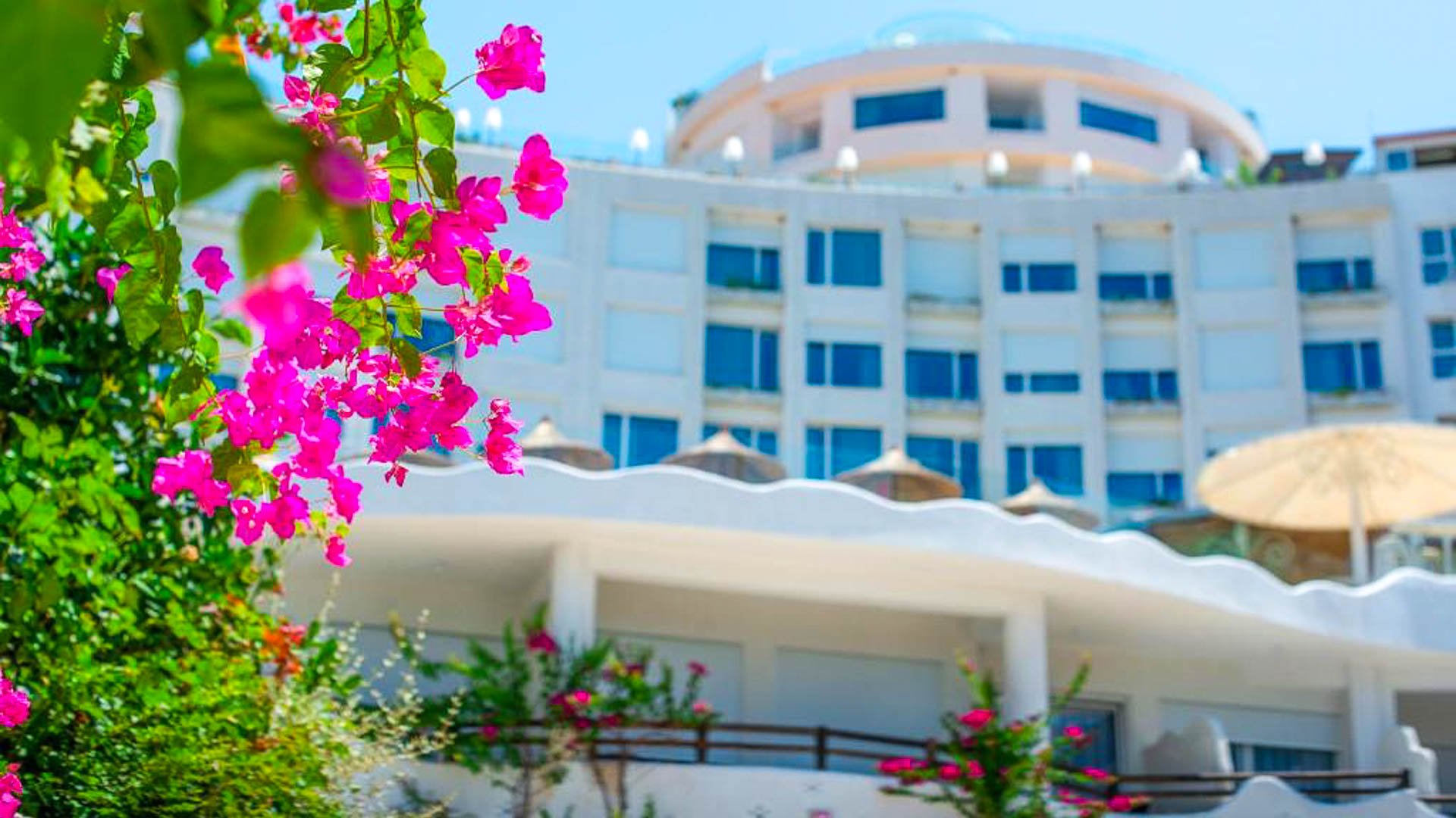 Bougainville Bay Hotel