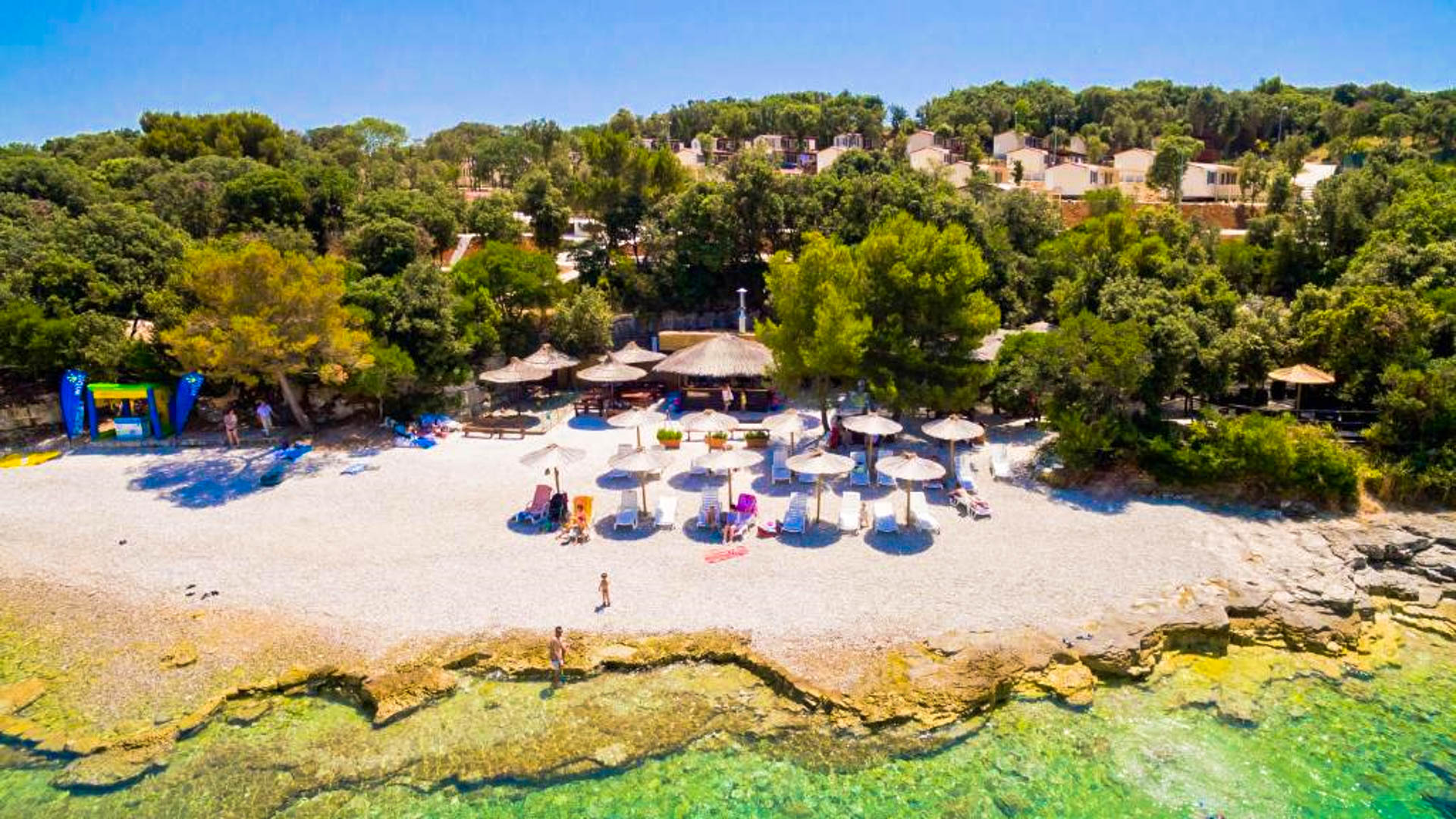 Brioni Sunny Camping