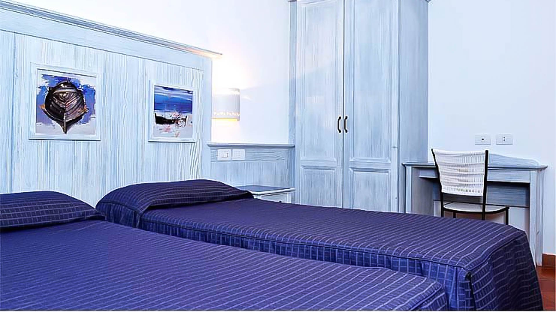 Cala La Luna Resort