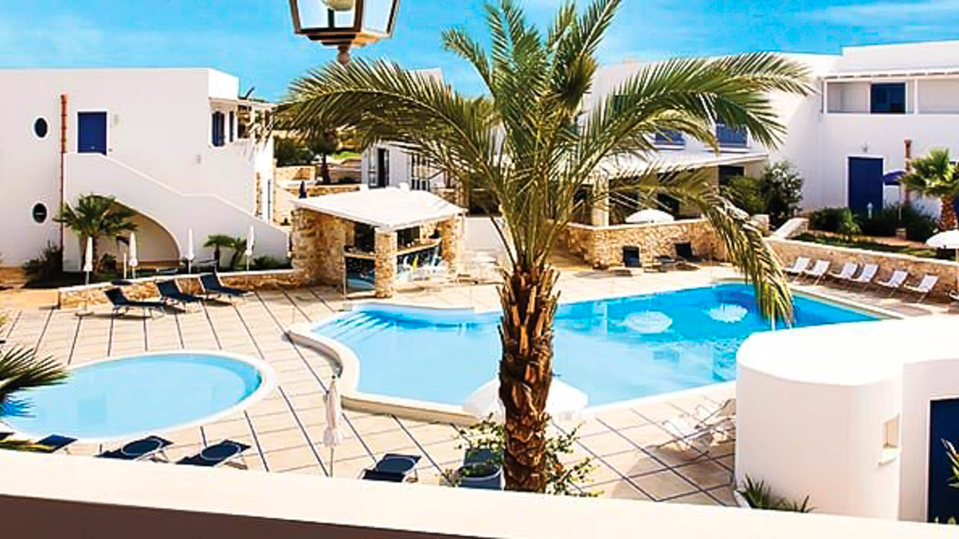 Cala La Luna Resort