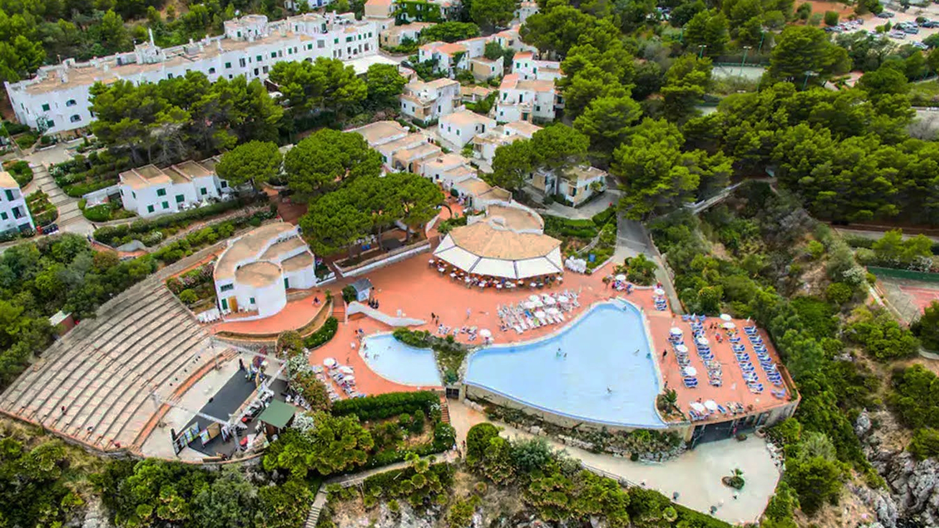 Calampiso Resort