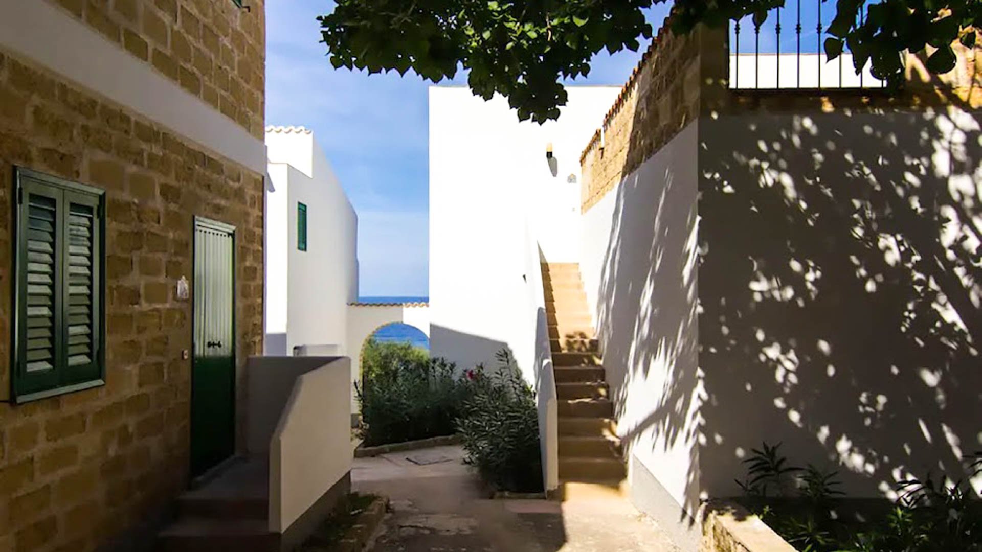 Calampiso Resort