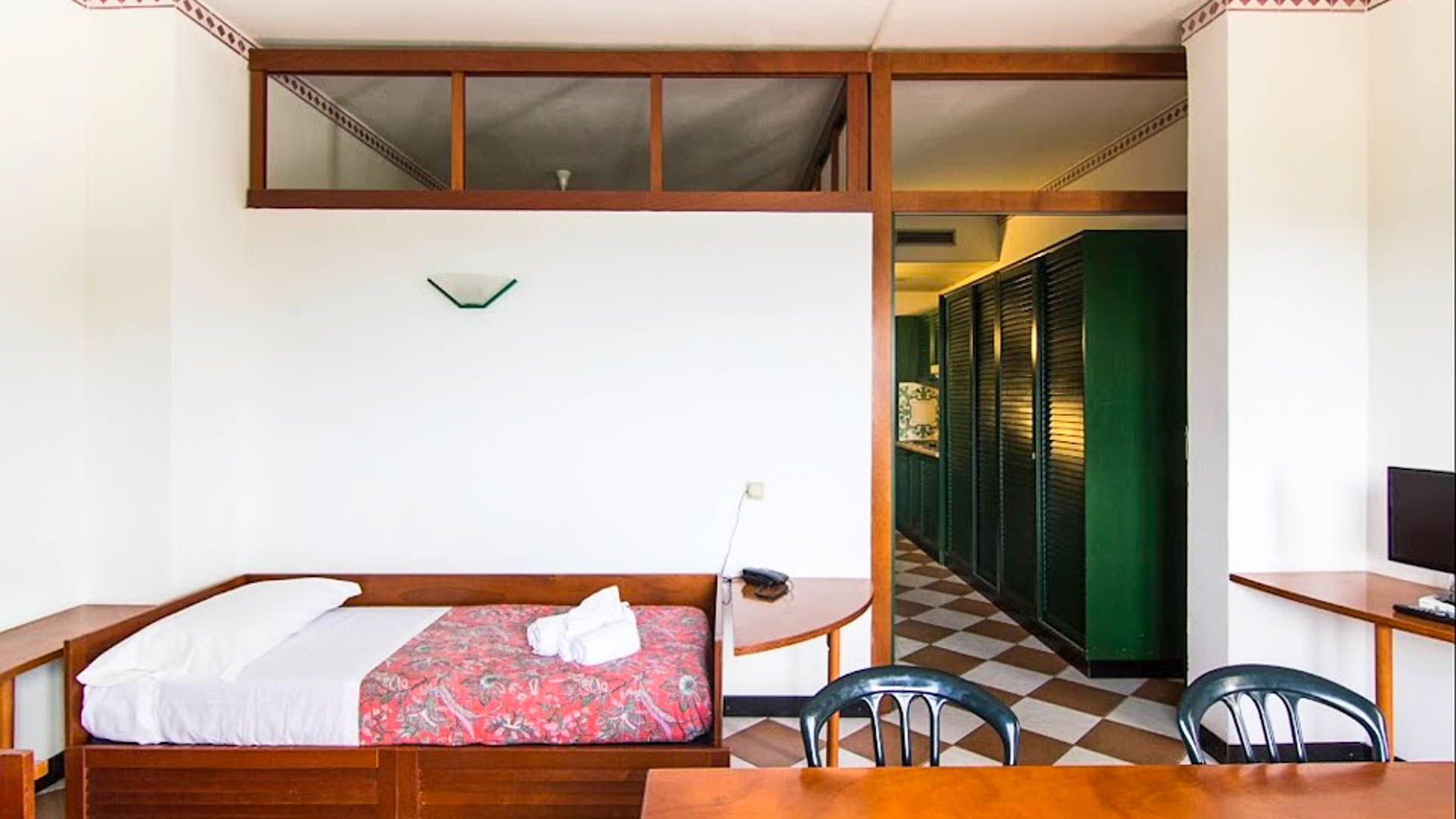 Calampiso Resort