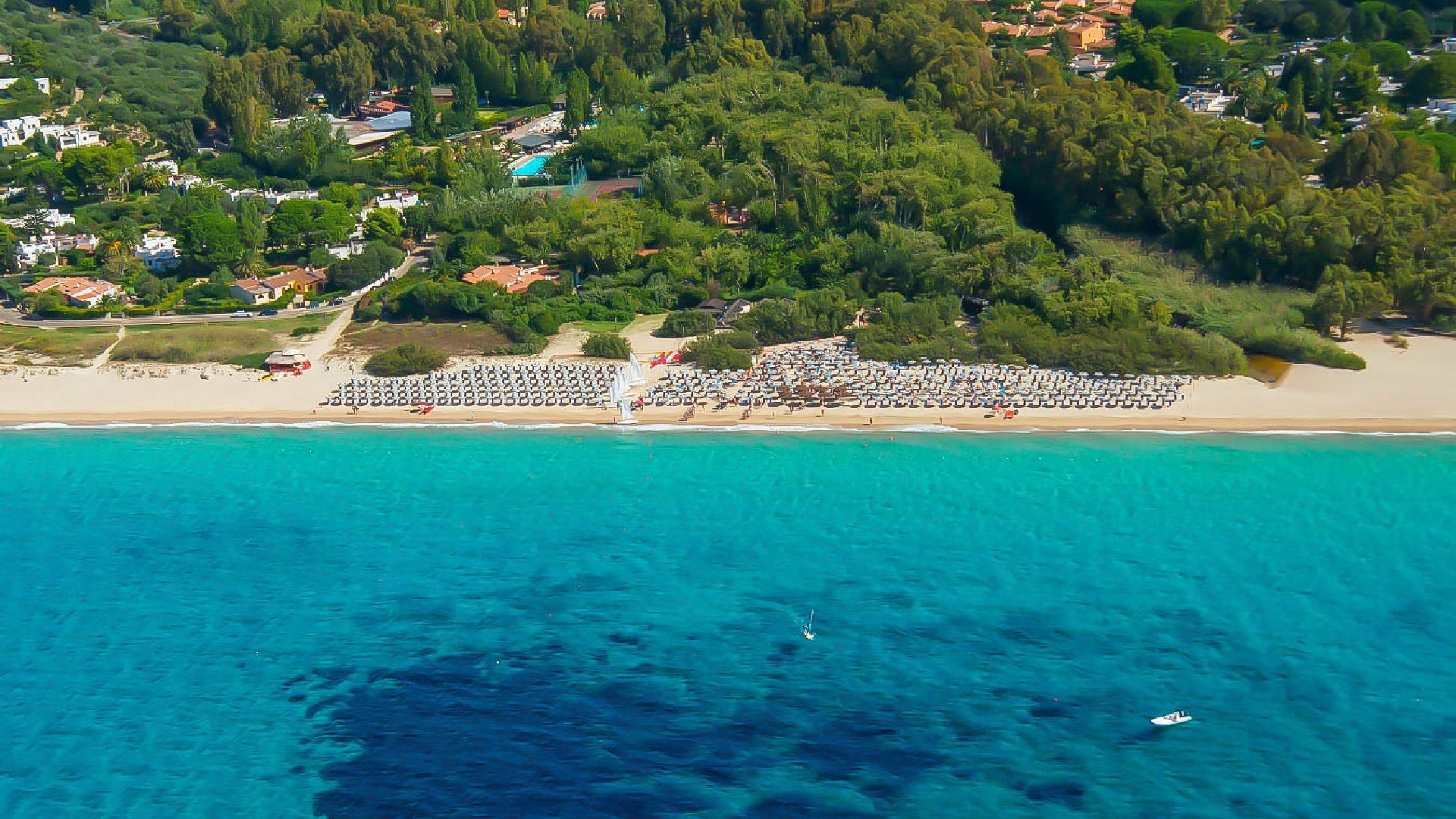 Calaserena Village