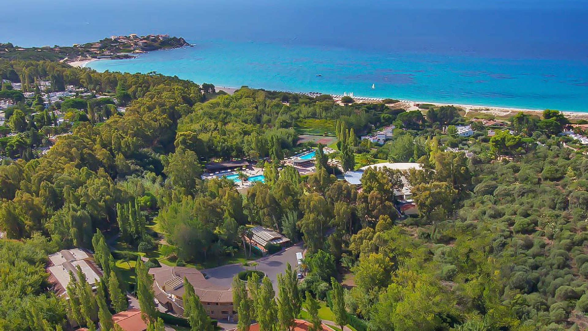 Calaserena Village