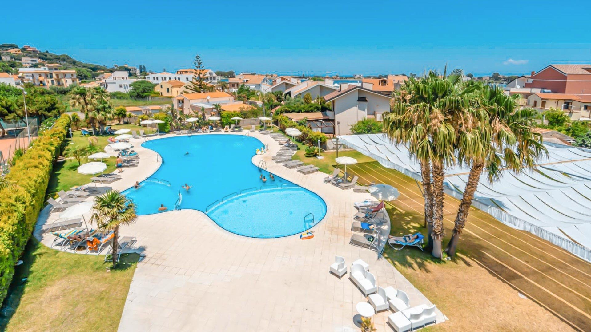 Capo Peloro Resort