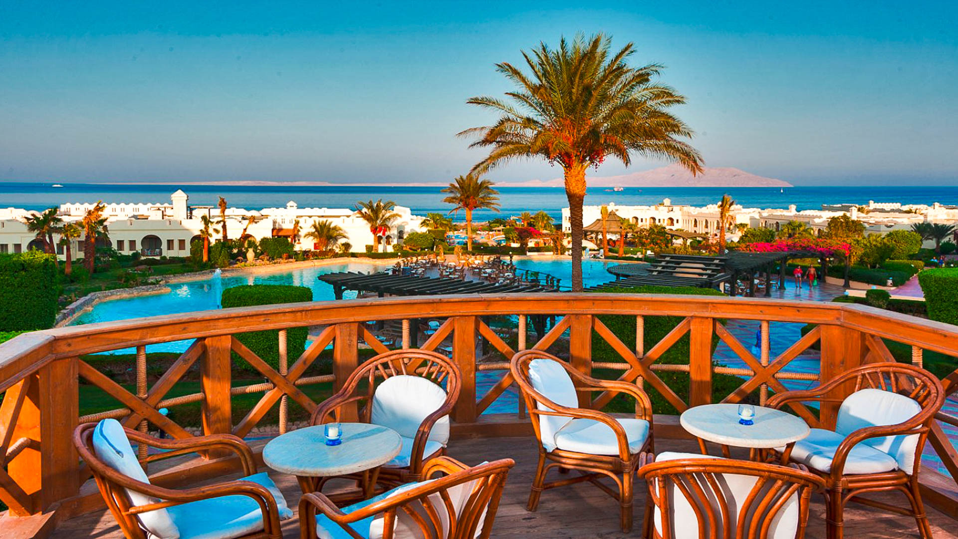 Charmillion Sea Club & Garden Resort