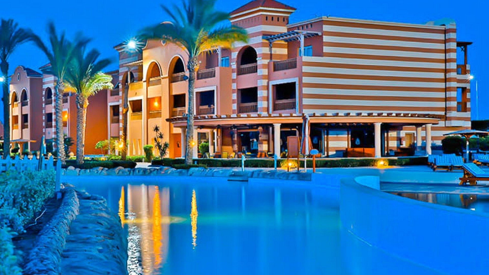 Charmillion Club Aqua Park