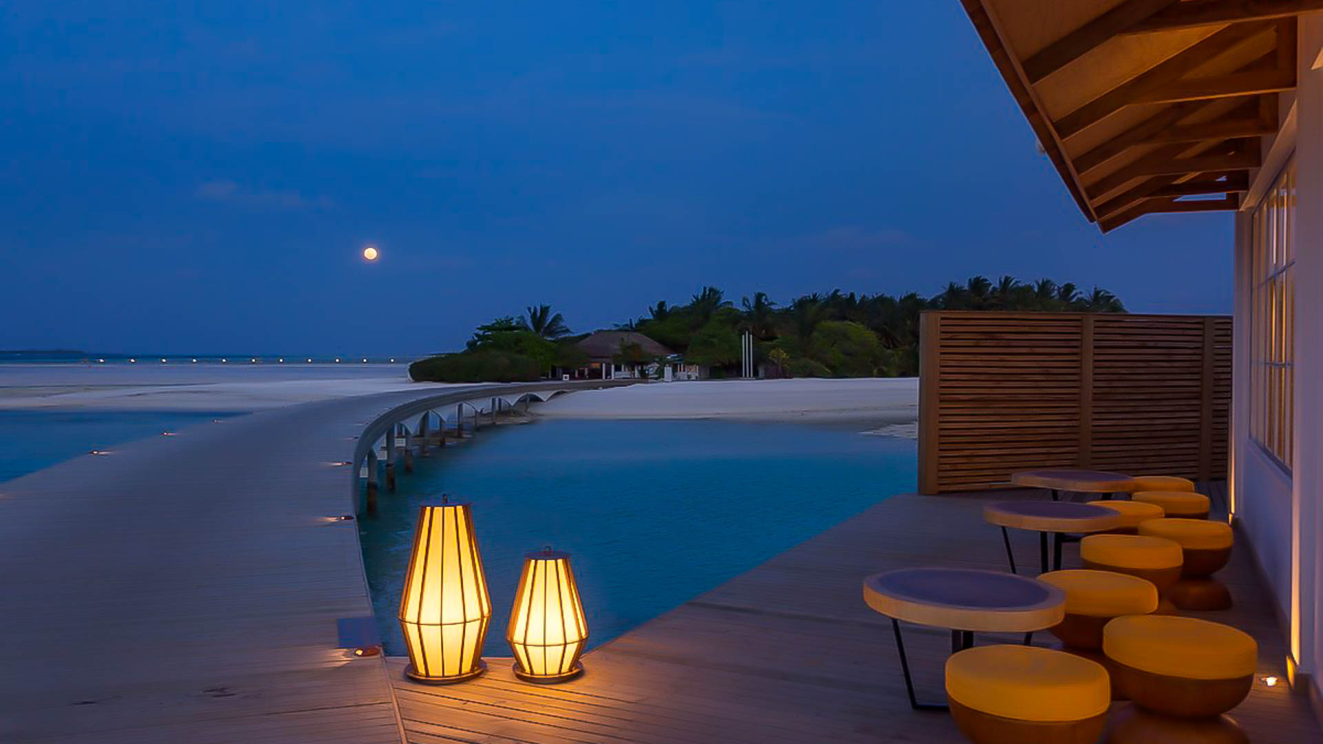Cinnamon Hakuraa Huraa Maldives
