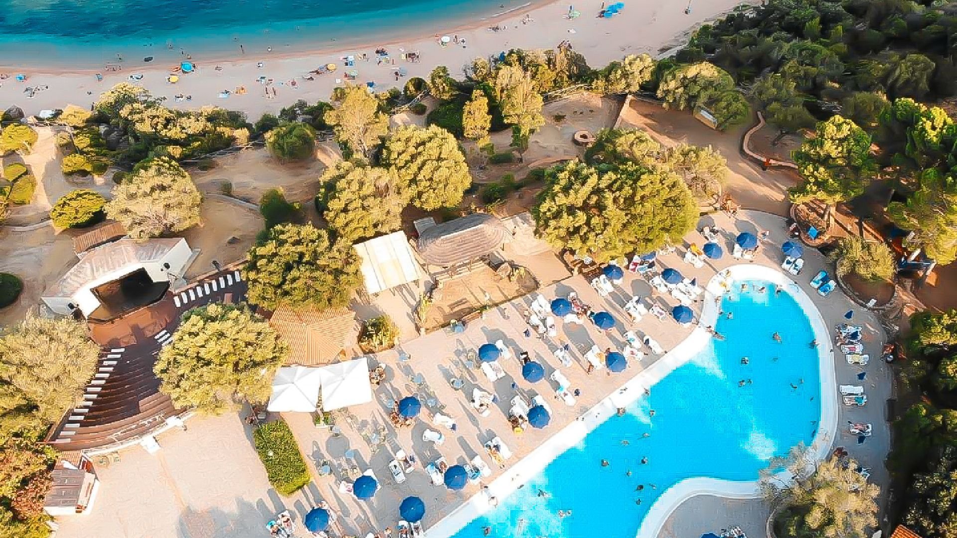 Club Esse Palmasera Resort