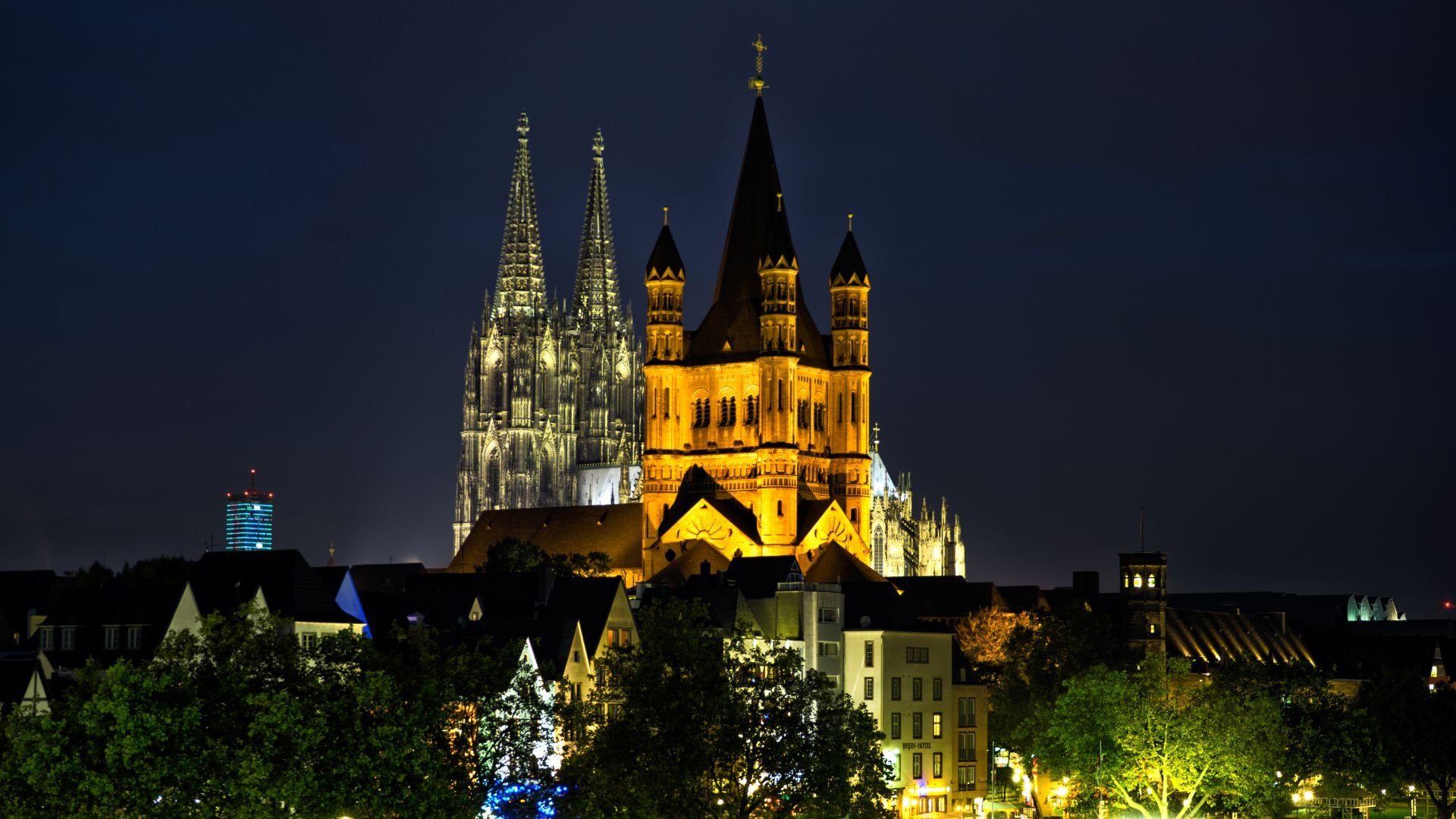 Tour Amsterdam, Fiandre e Reno con Pullman da Milano
