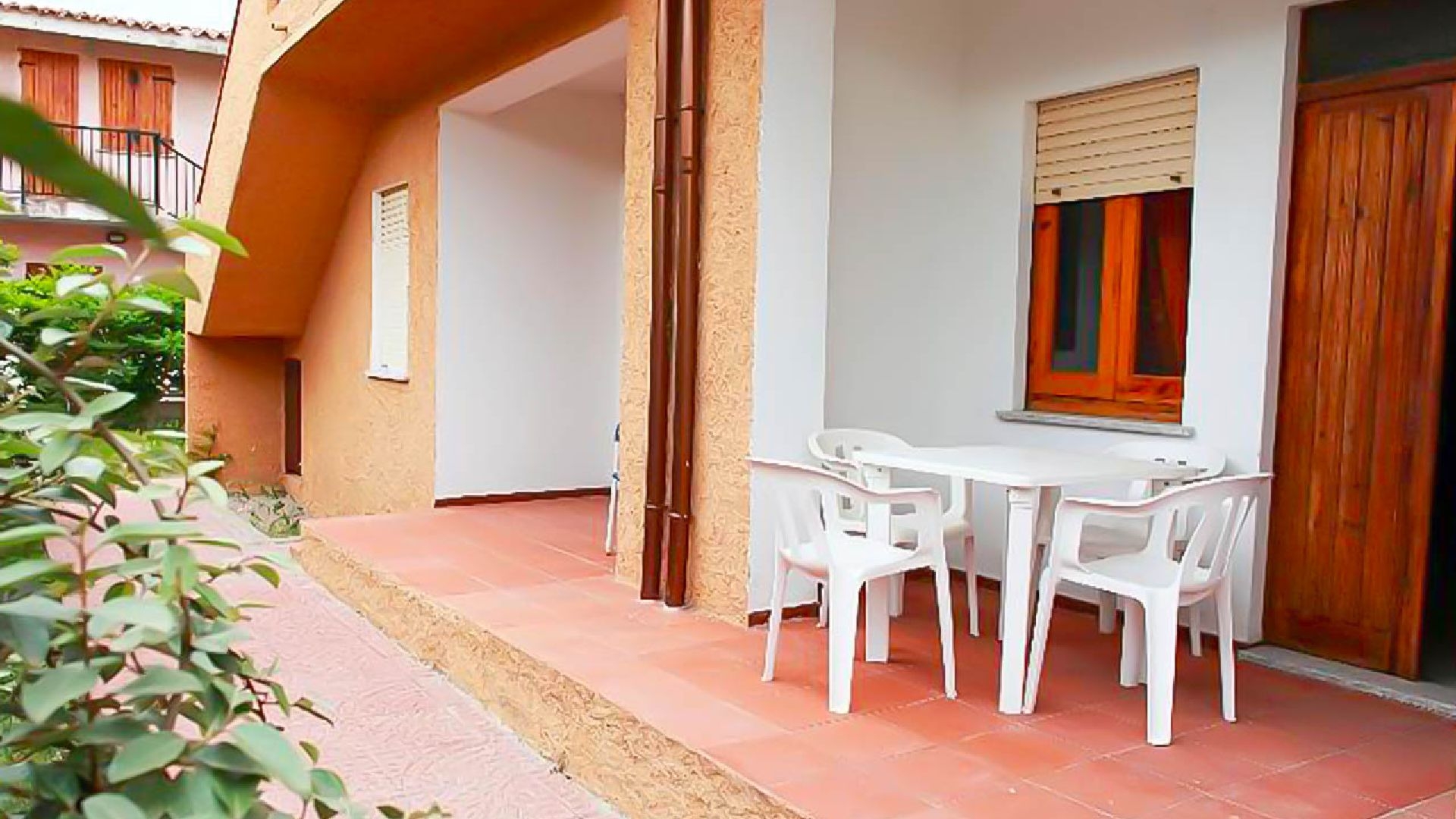 Complessi Residenziali Cala Longa