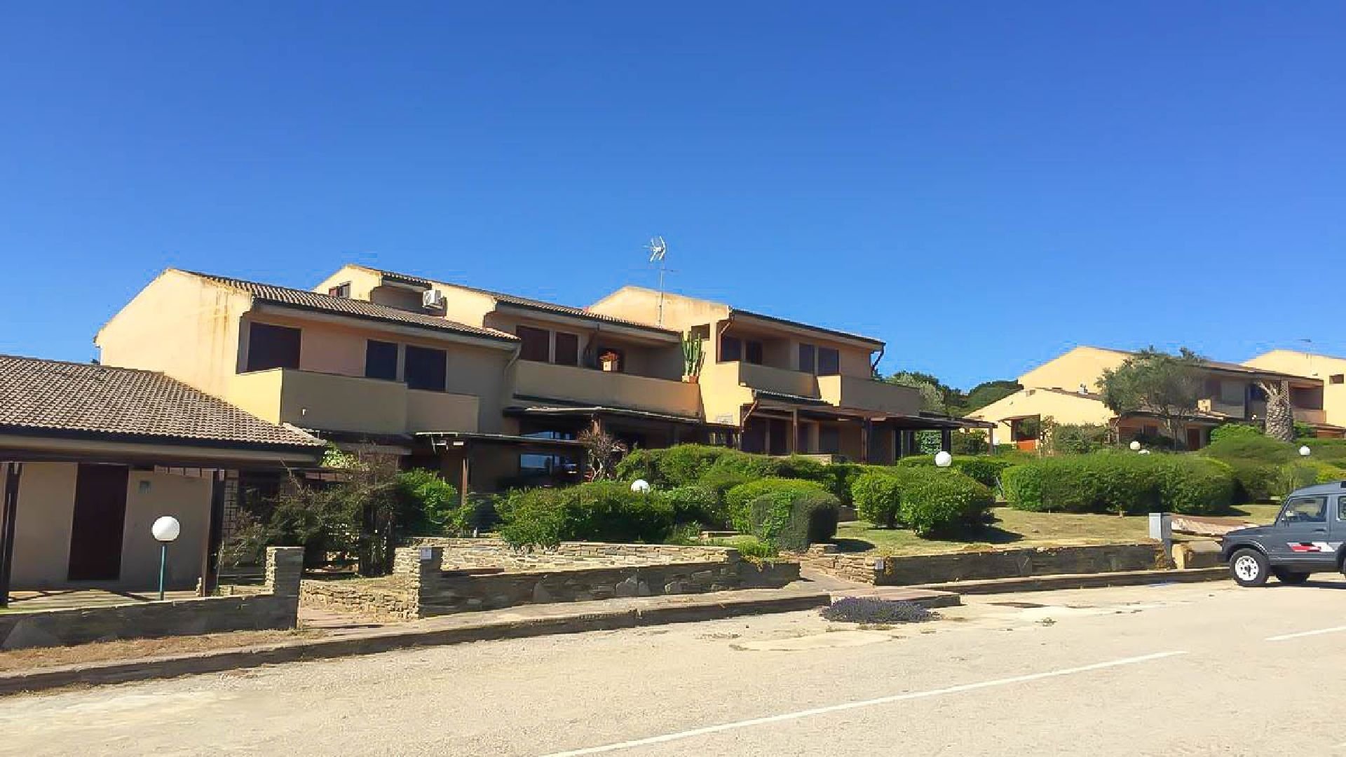 Complesso Residenziale Cala Lupo