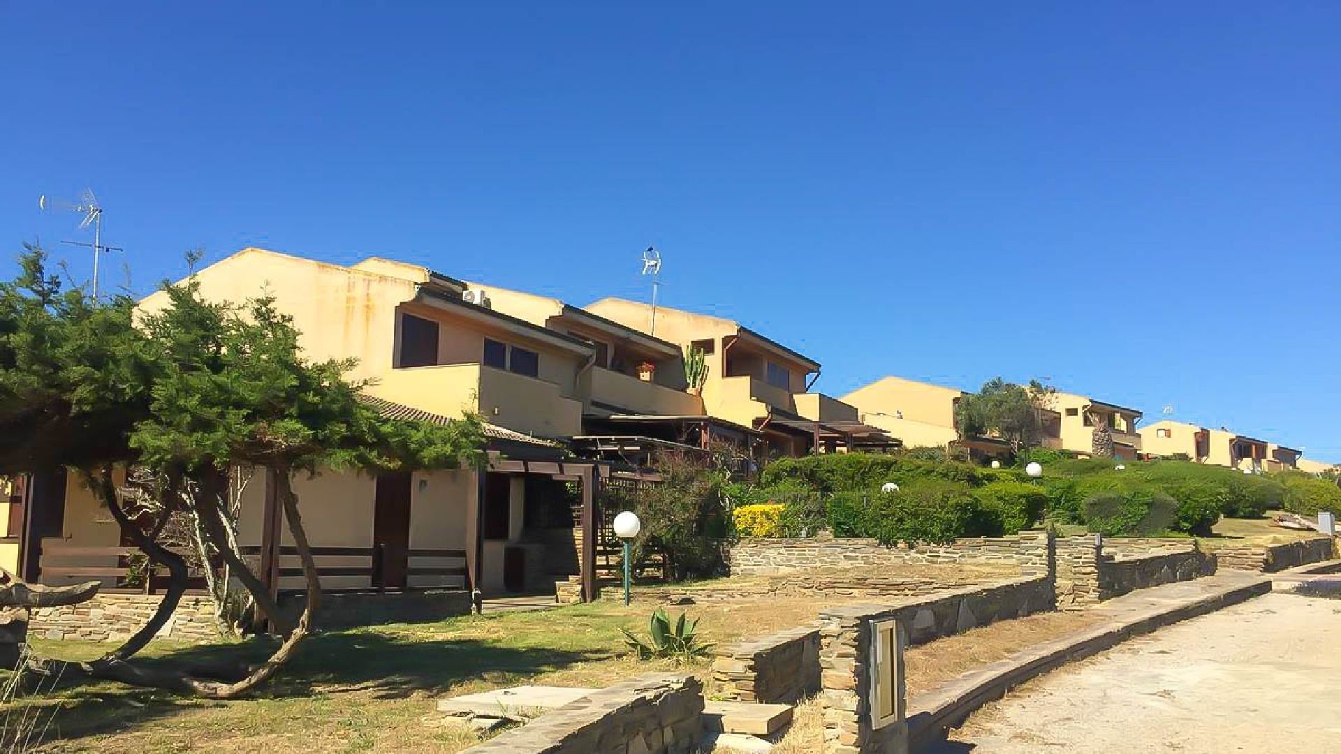 Complesso Residenziale Cala Lupo