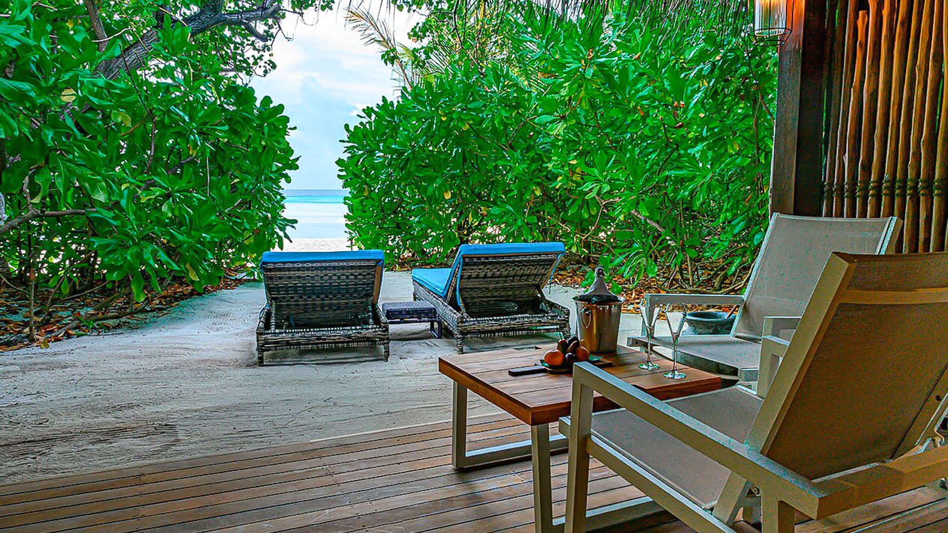 Constance Moofushi Maldives