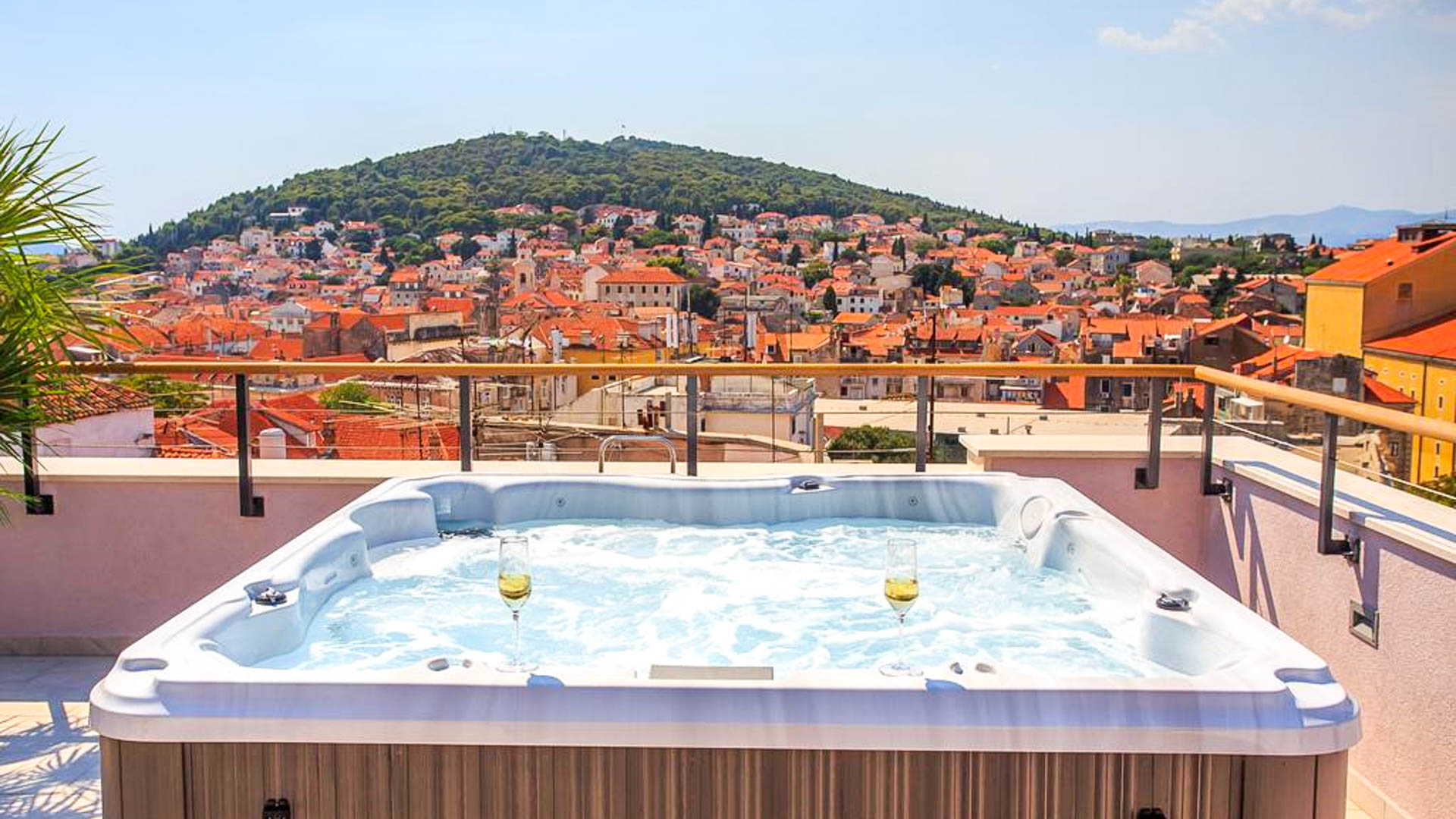 Cornaro Hotel