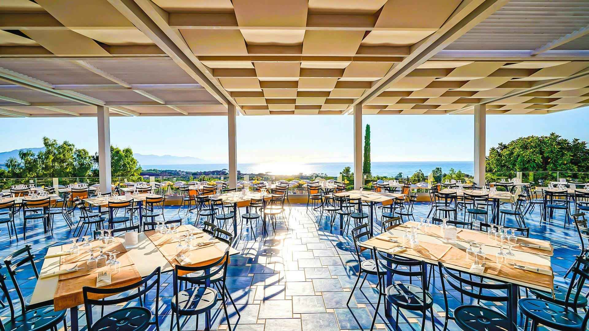 Costa Verde Acqua Park & Spa Hotel