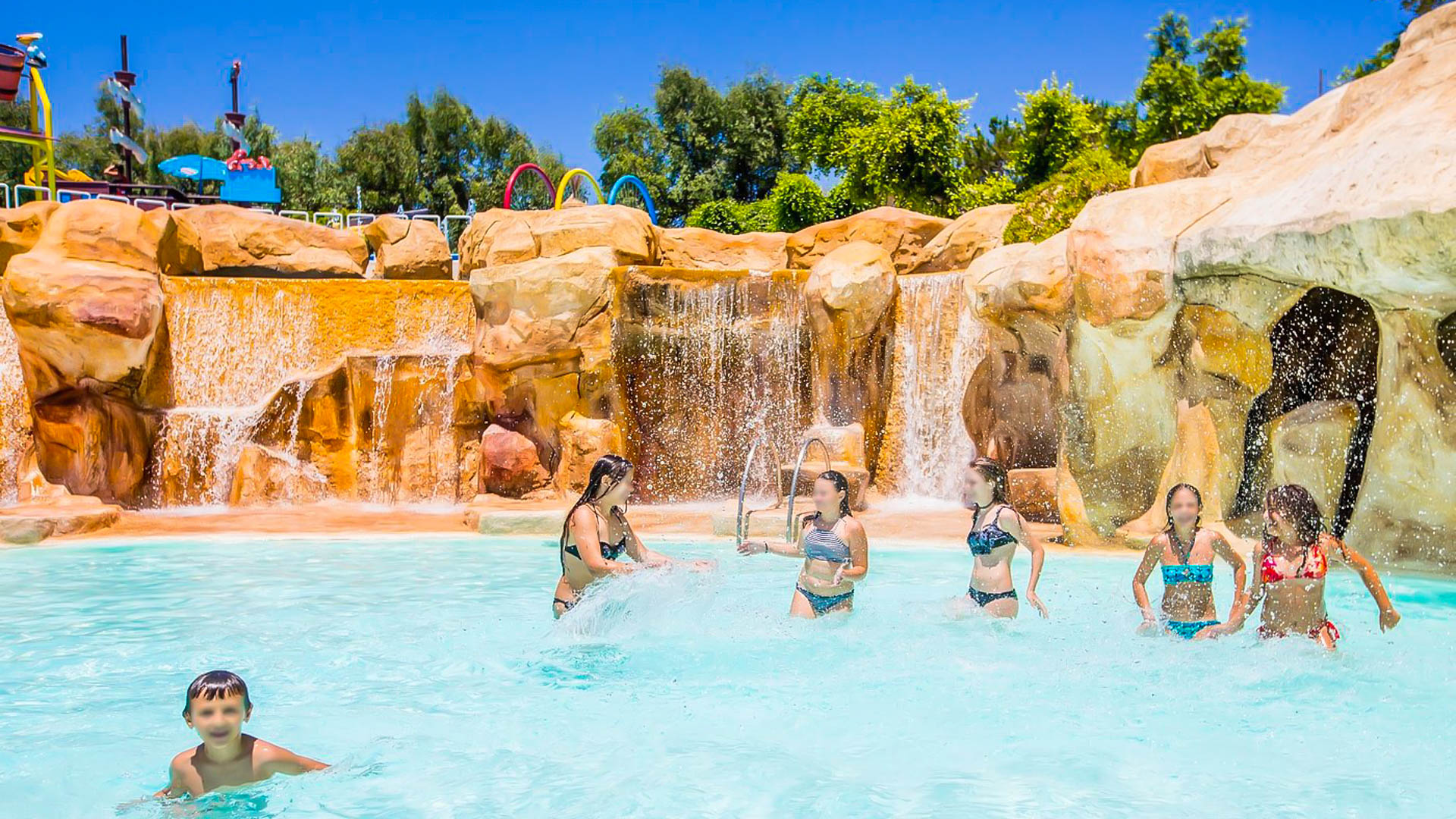 Costa Verde Acqua Park & Spa Hotel