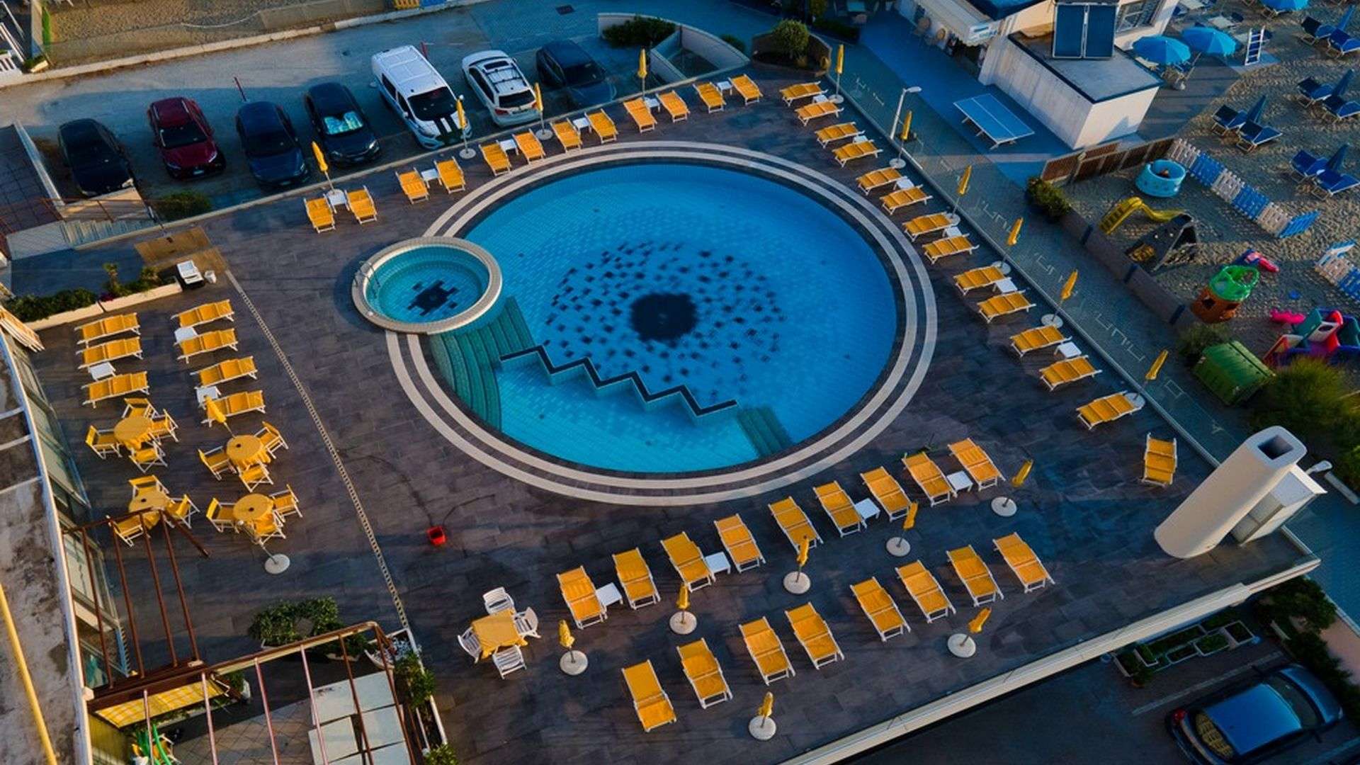 Hotel David