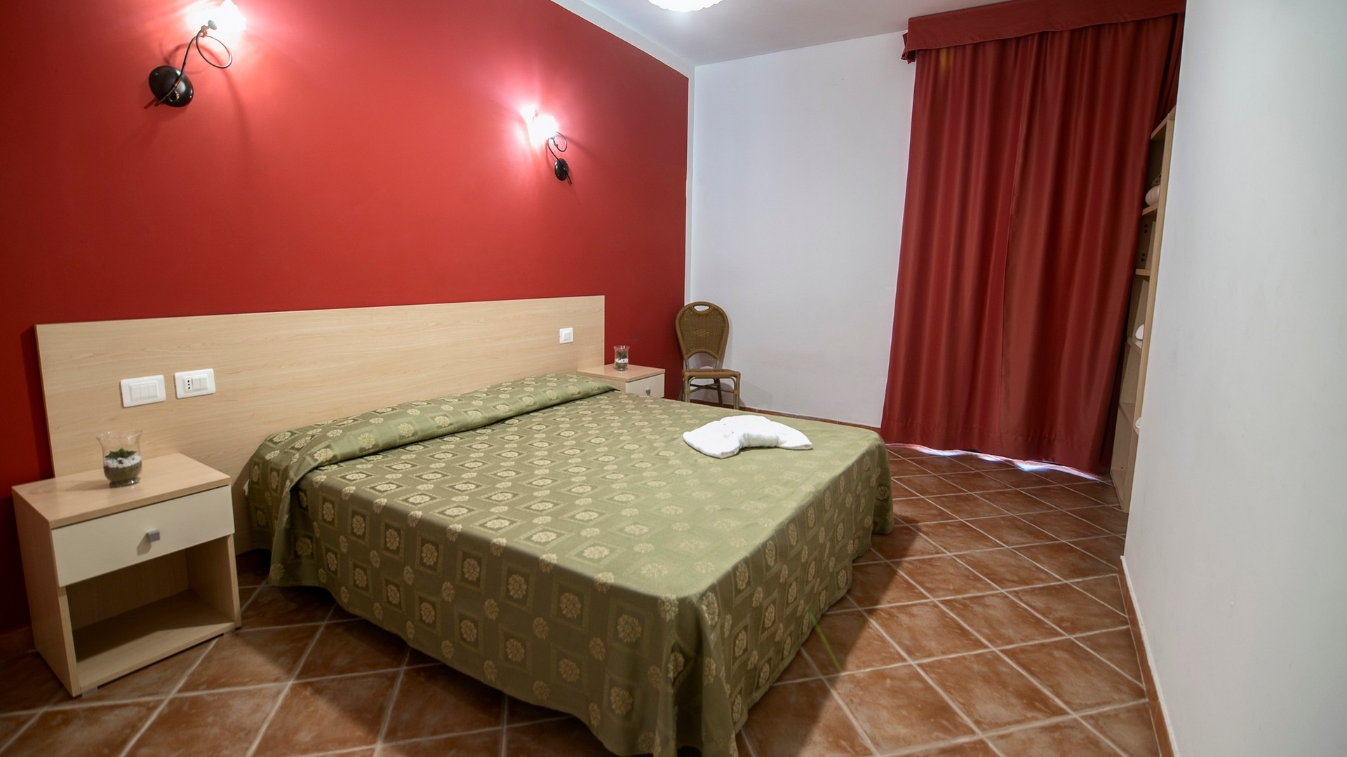 Delfino Beach Hotel