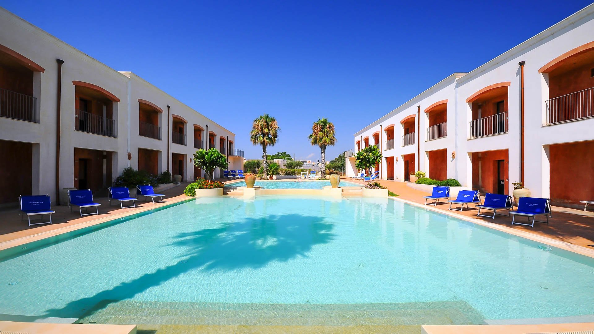 Delfino Beach Hotel