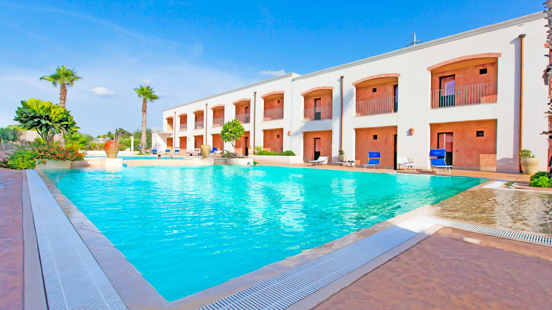 Delfino Beach Hotel