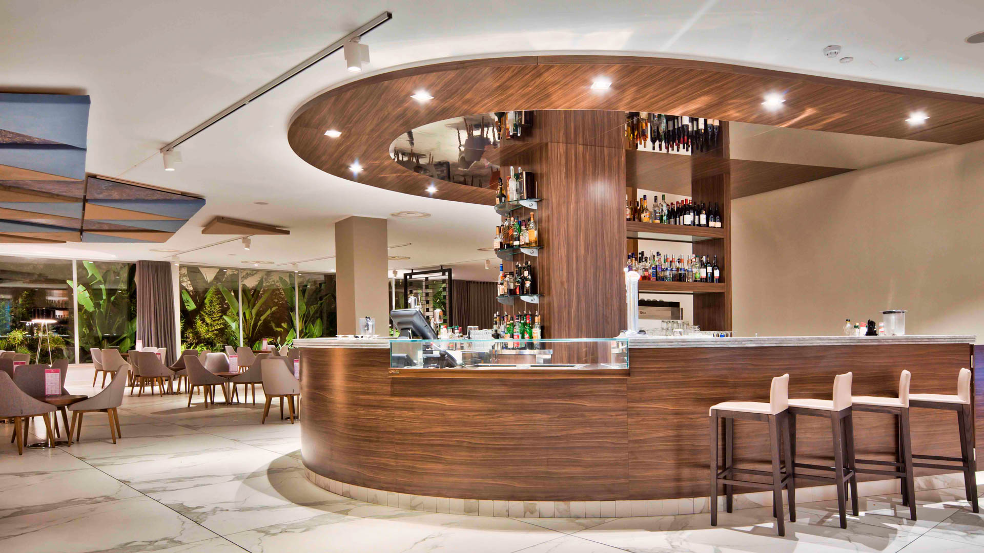 Dolmen Hotel