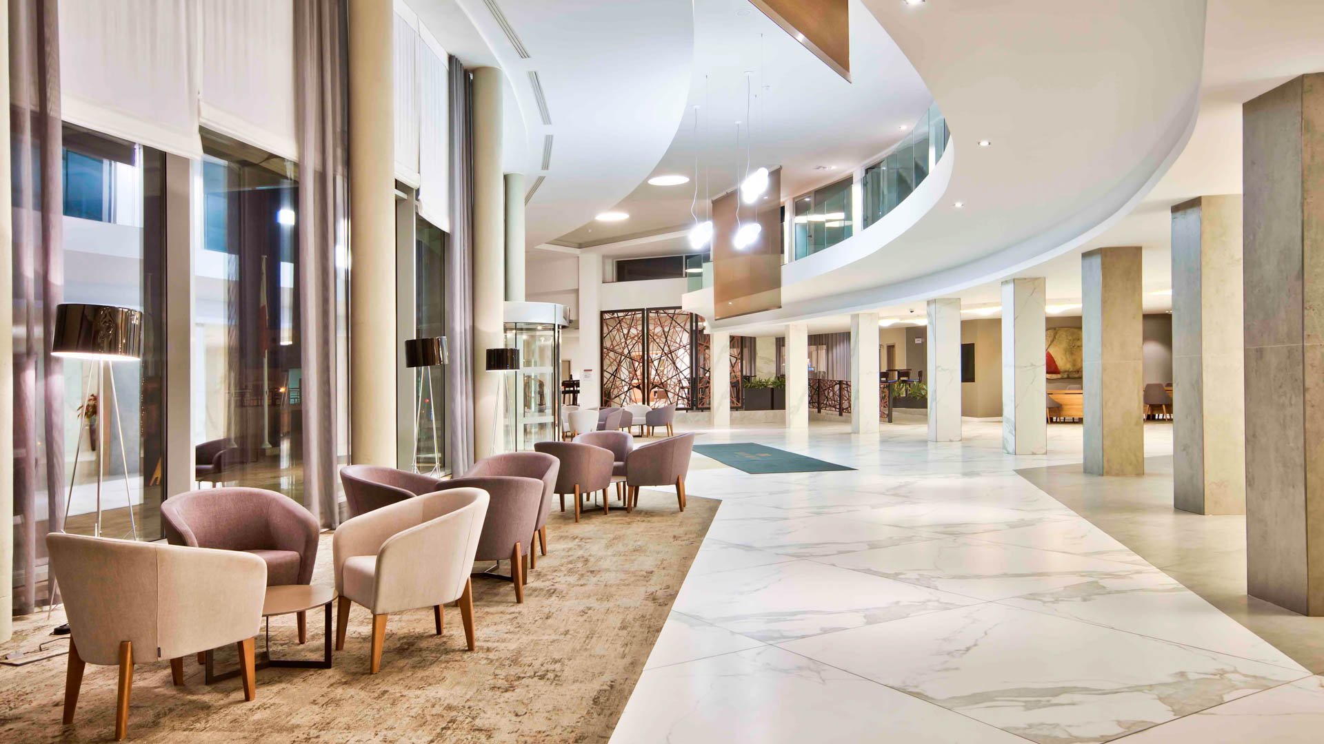 Dolmen Hotel