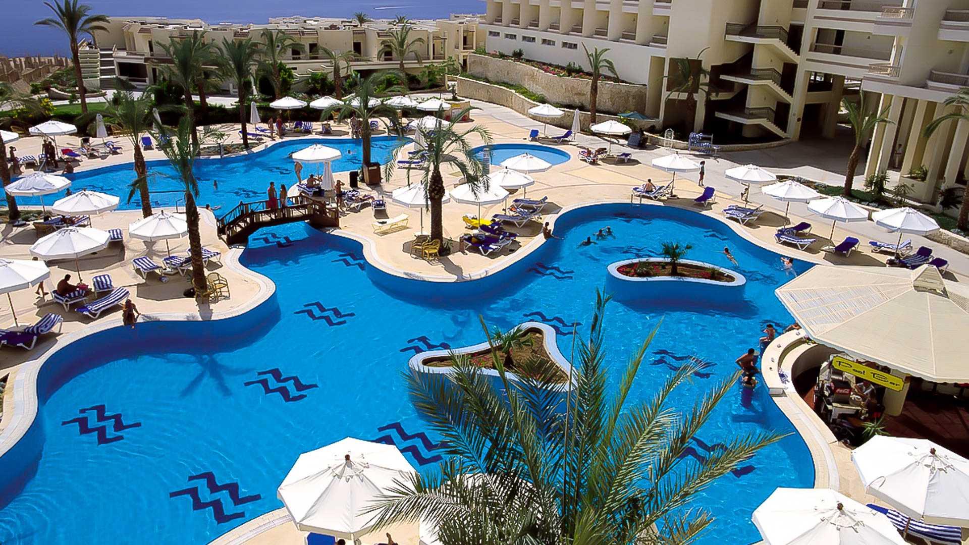 Doubletree by Hilton Sharks Bay