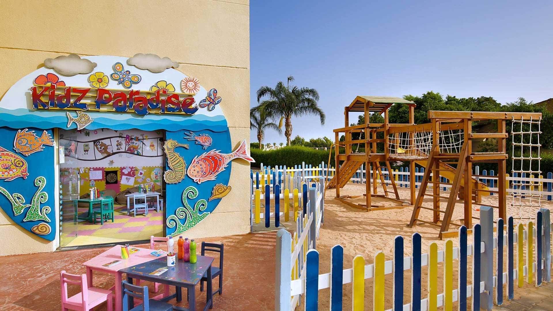 Doubletree by Hilton Sharks Bay