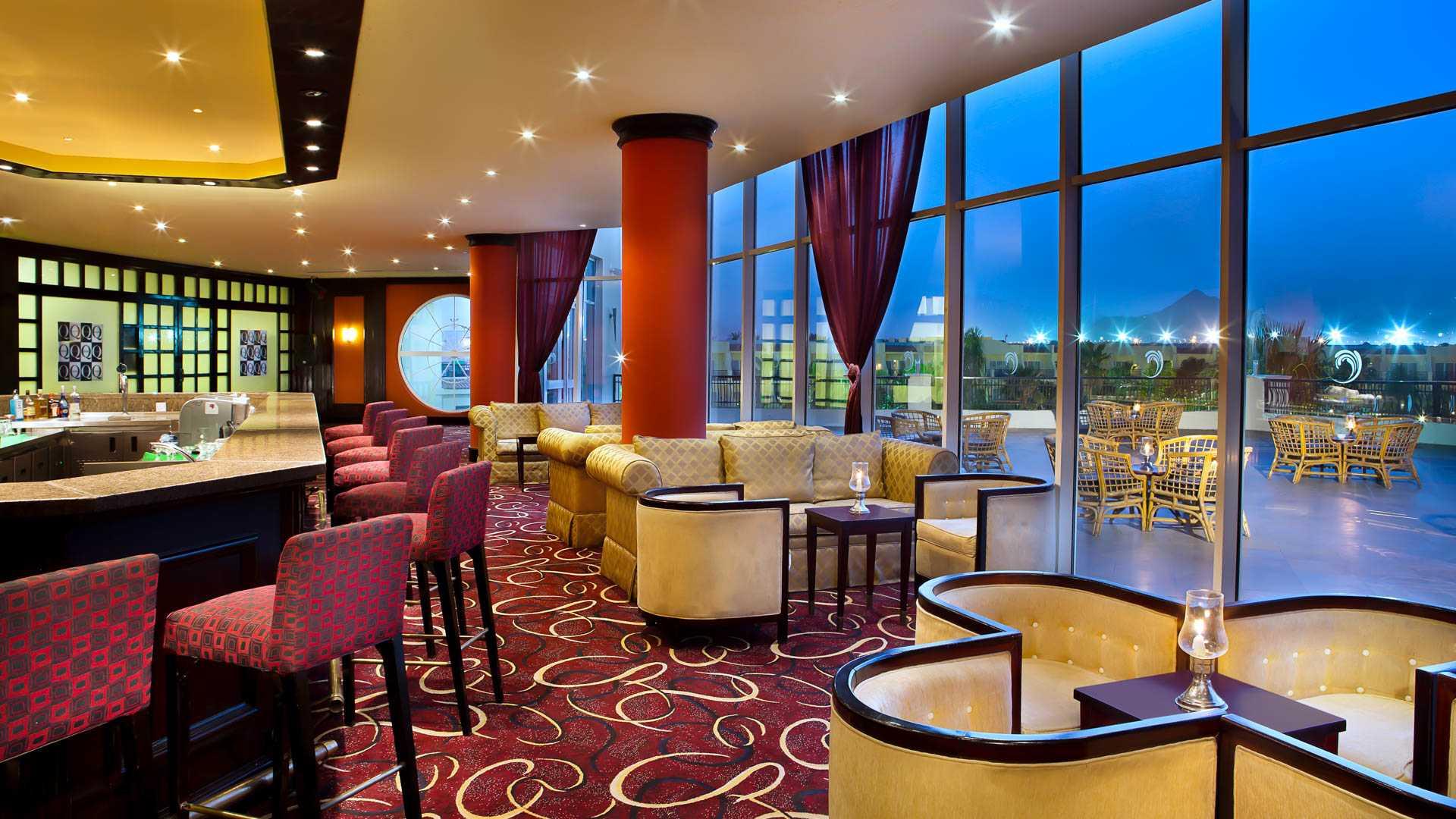 Doubletree by Hilton Sharks Bay