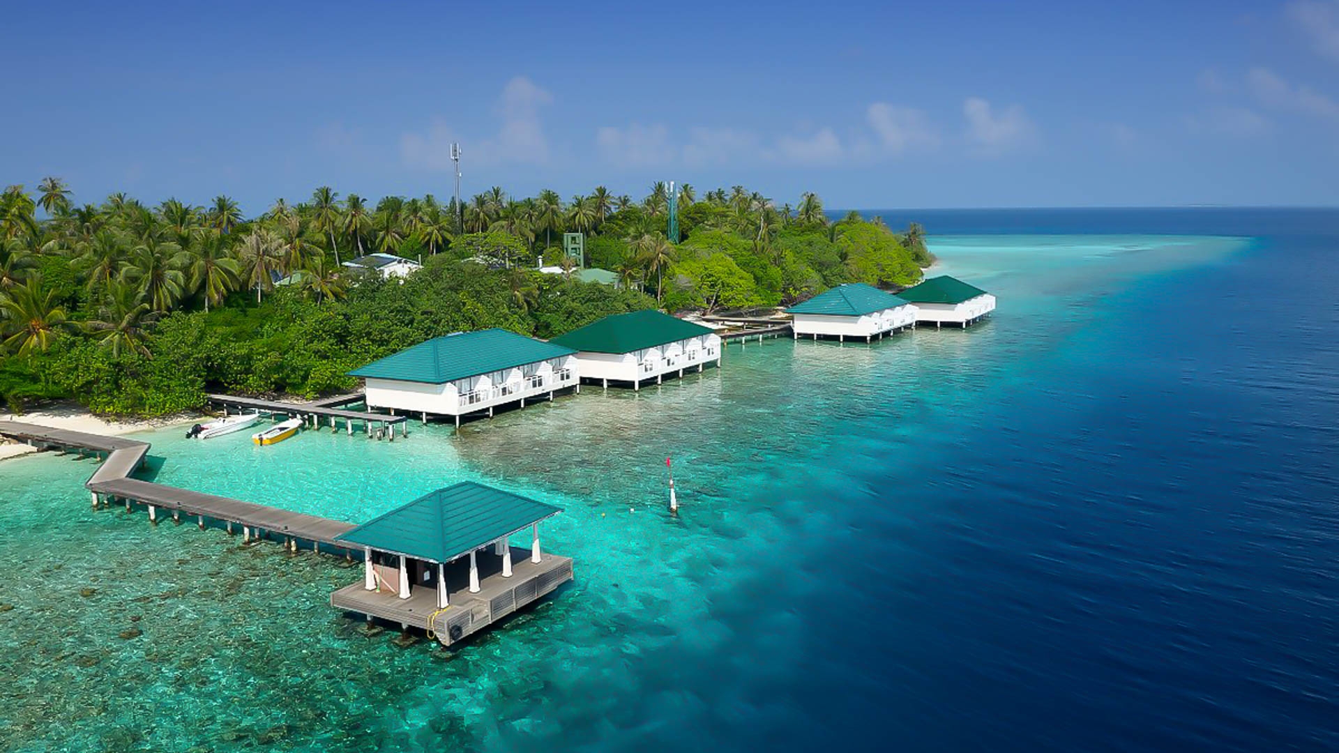 Embudu Village Resort