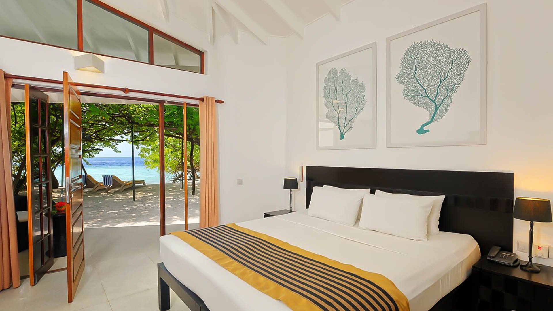 Embudu Village Resort