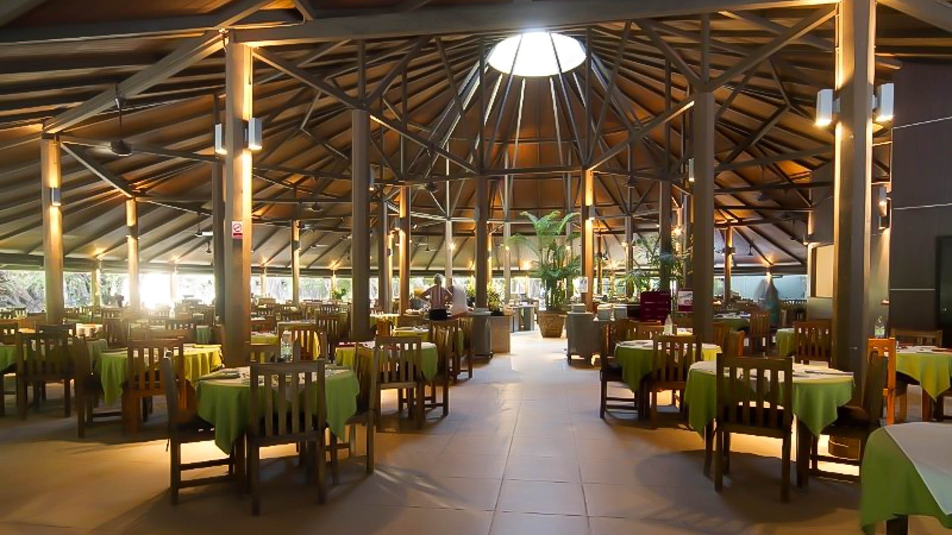 Embudu Village Resort