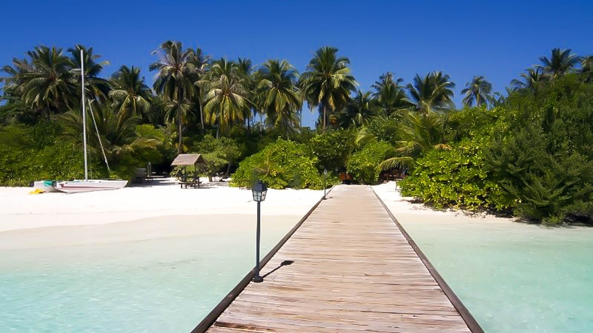 Embudu Village Resort