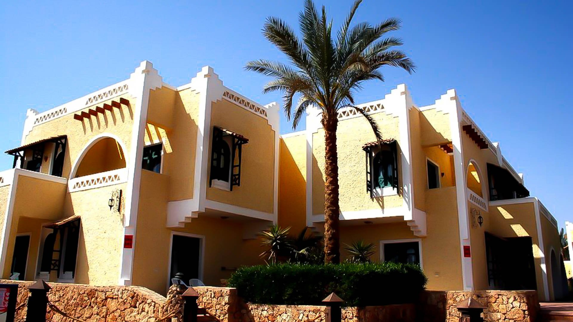 Faraana Reef Resort