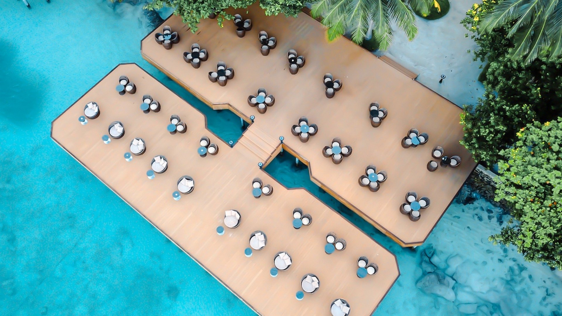 Fihalhohi Island Resort