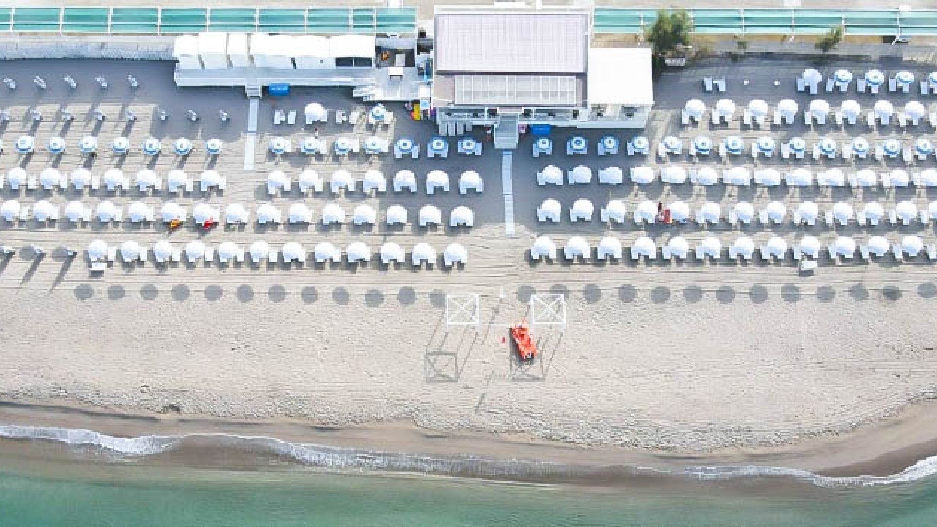 Fruit Paestum Coral Beach