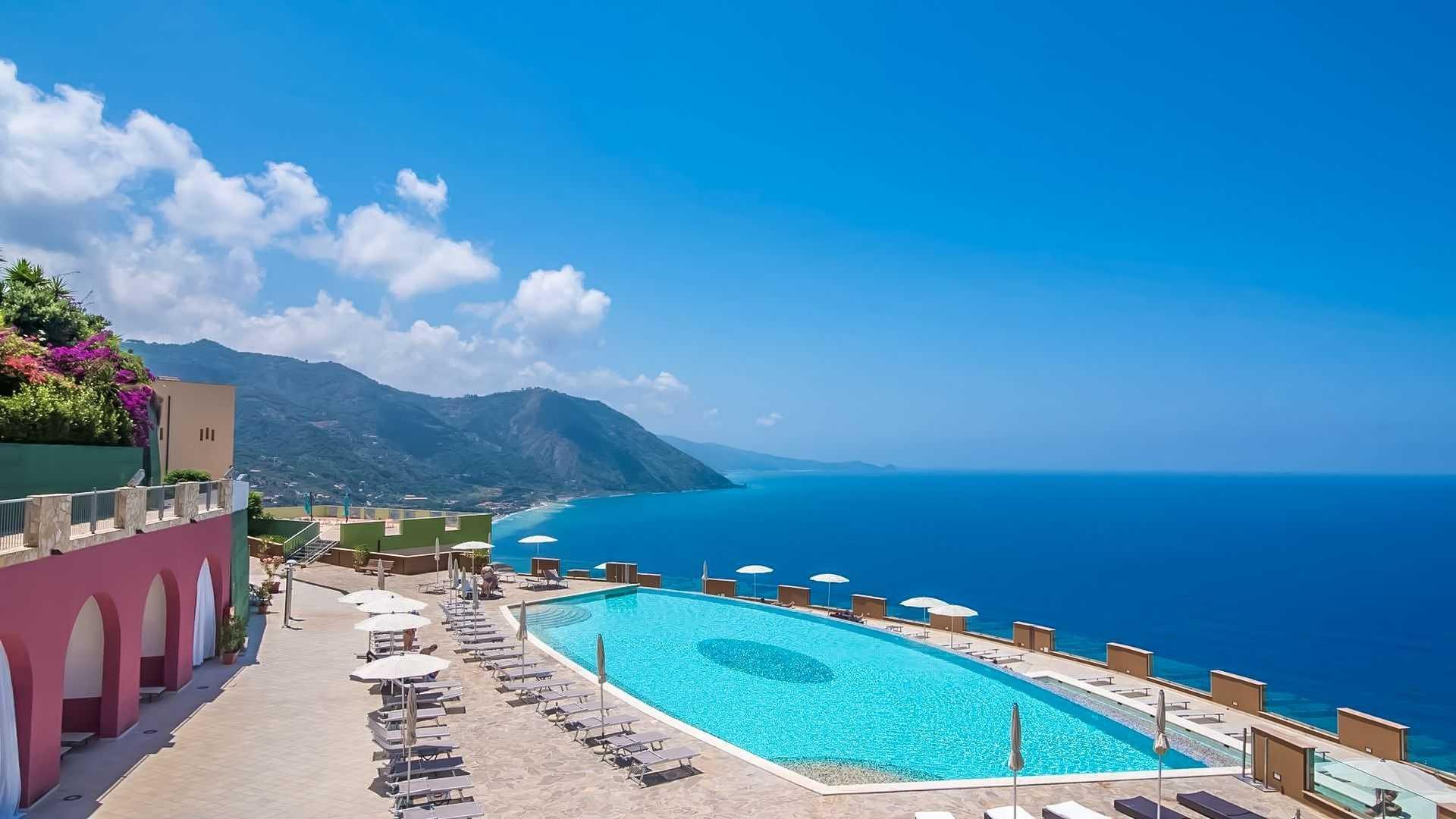 GH Avalon Sikani