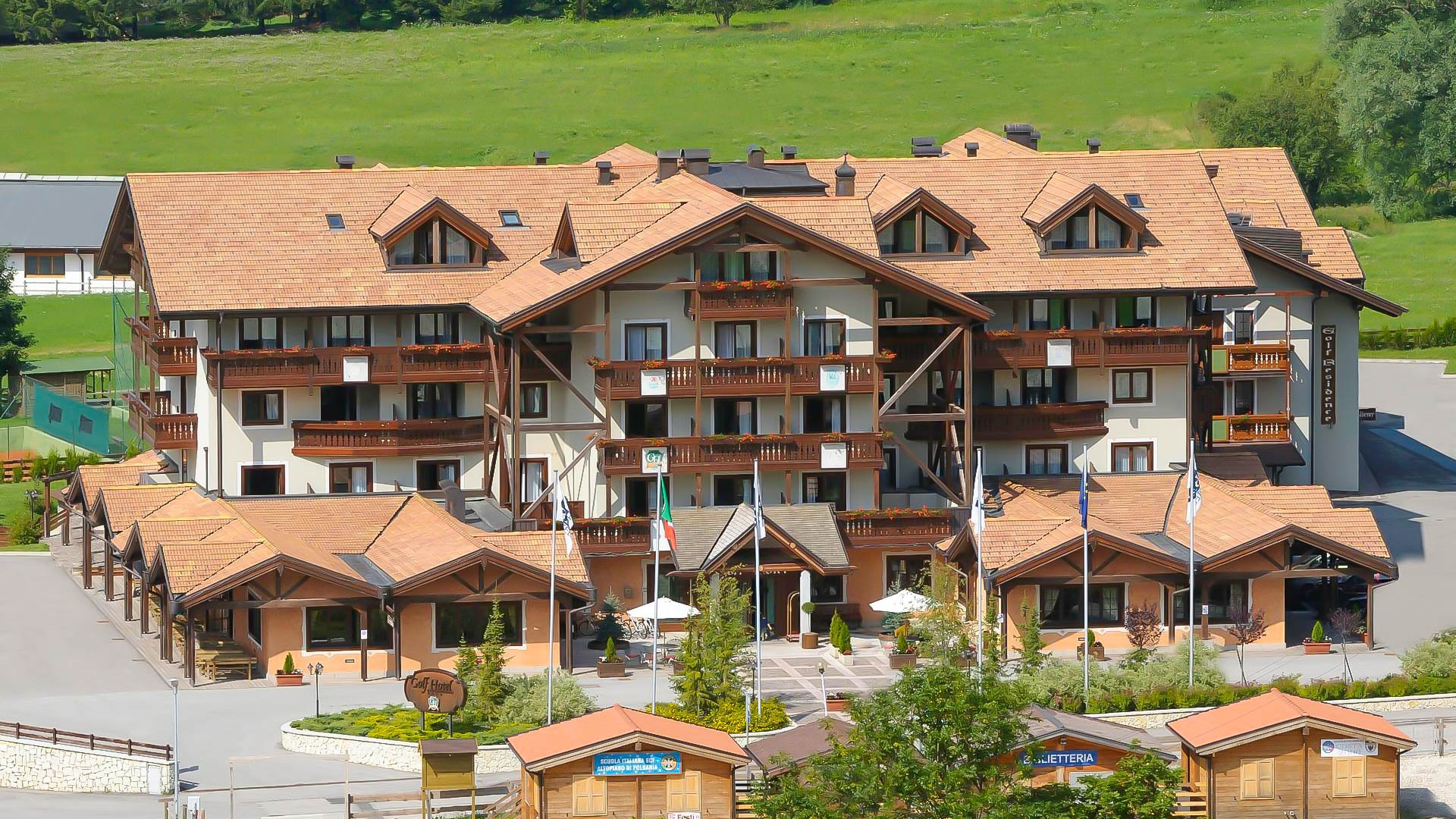 Golf Hotel