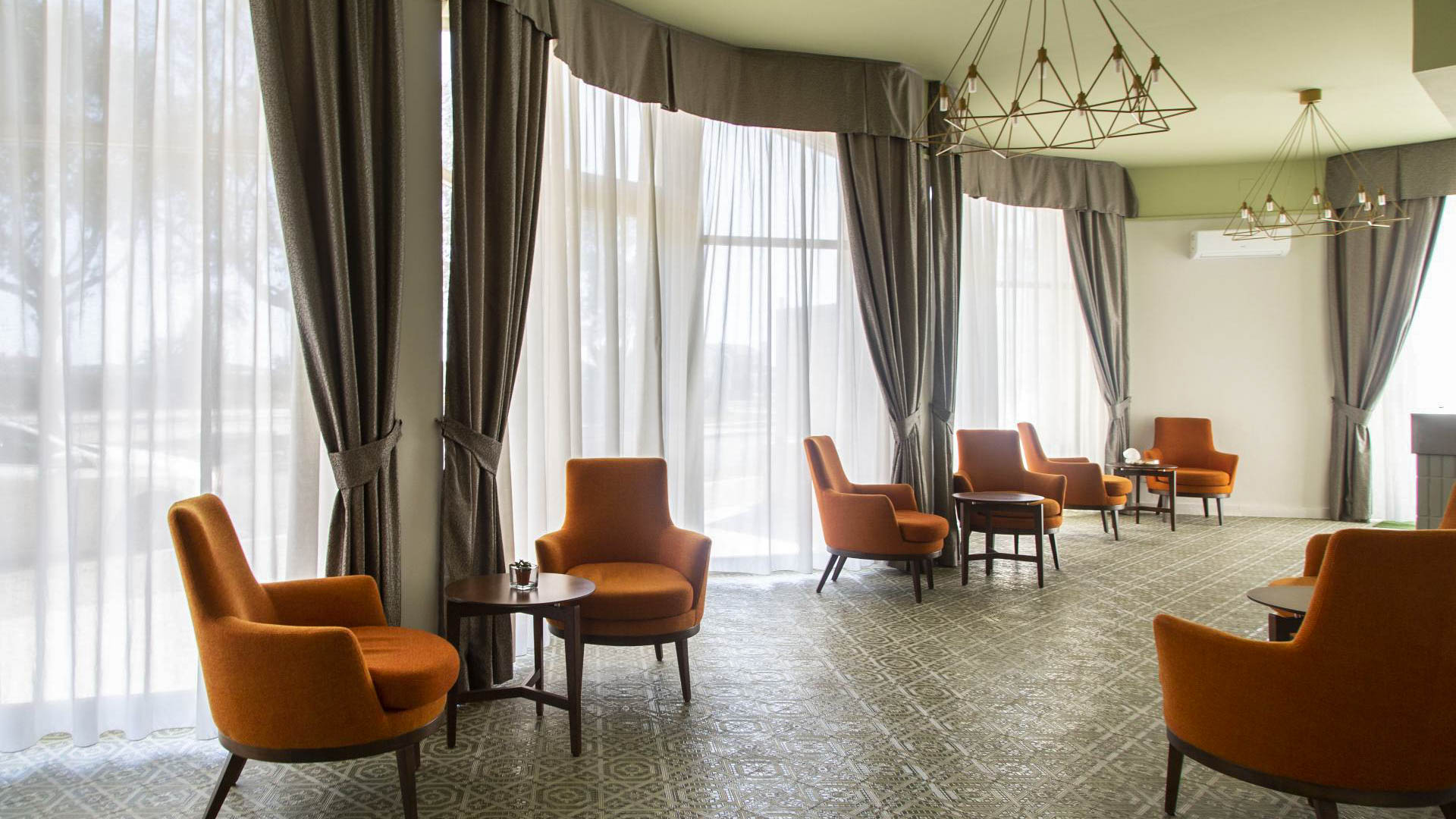 Grand Hotel