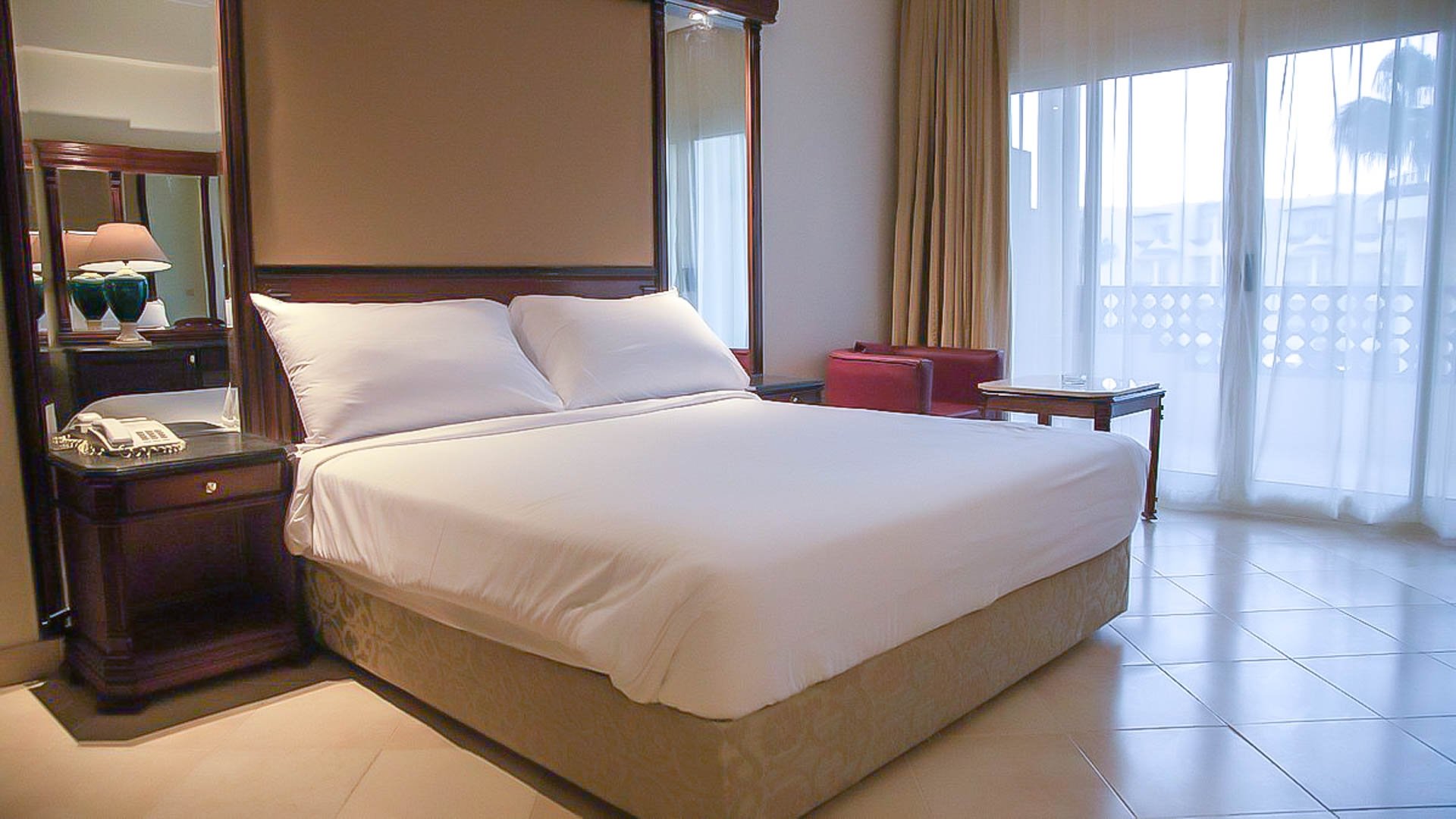 Grand Oasis Resort