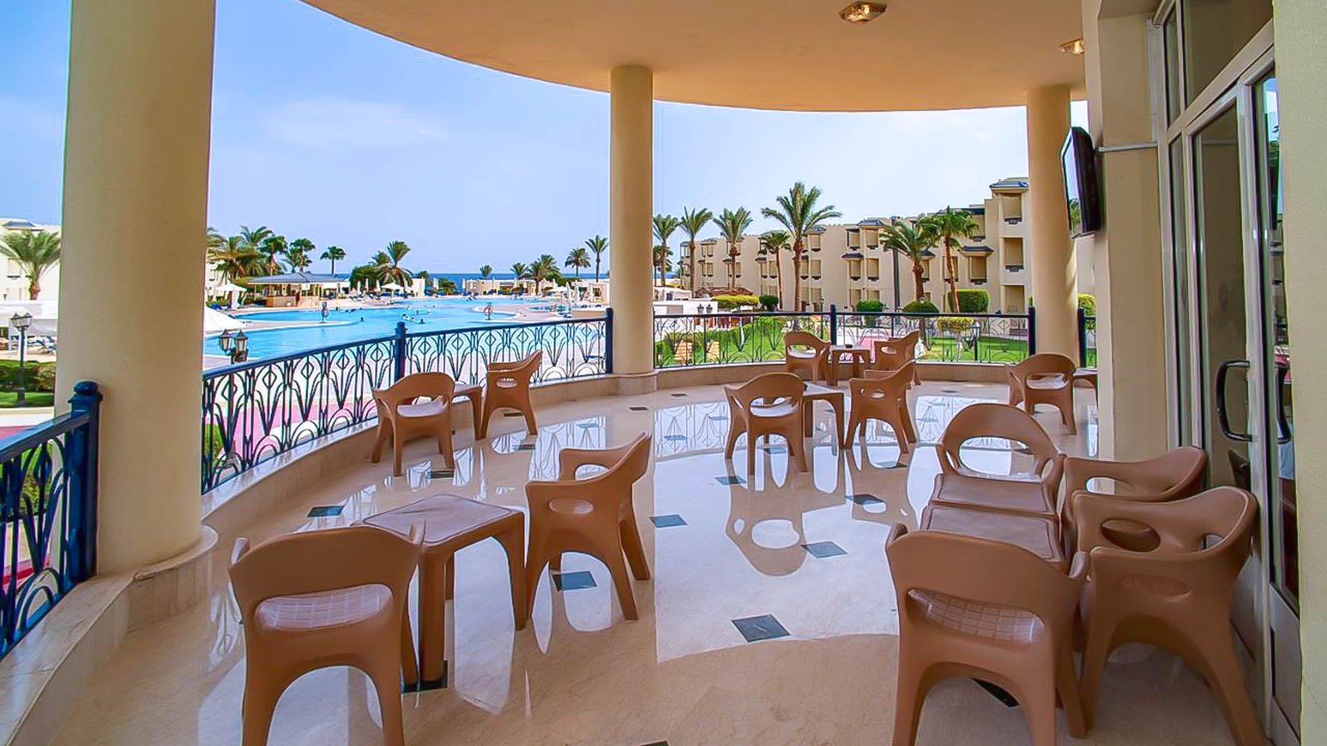 Grand Oasis Resort