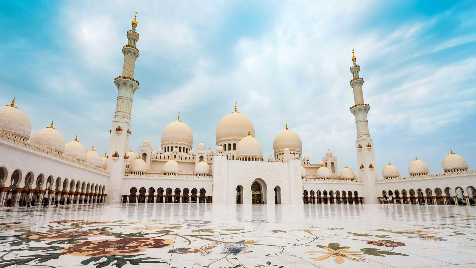 Grand Tour Degli Emirati