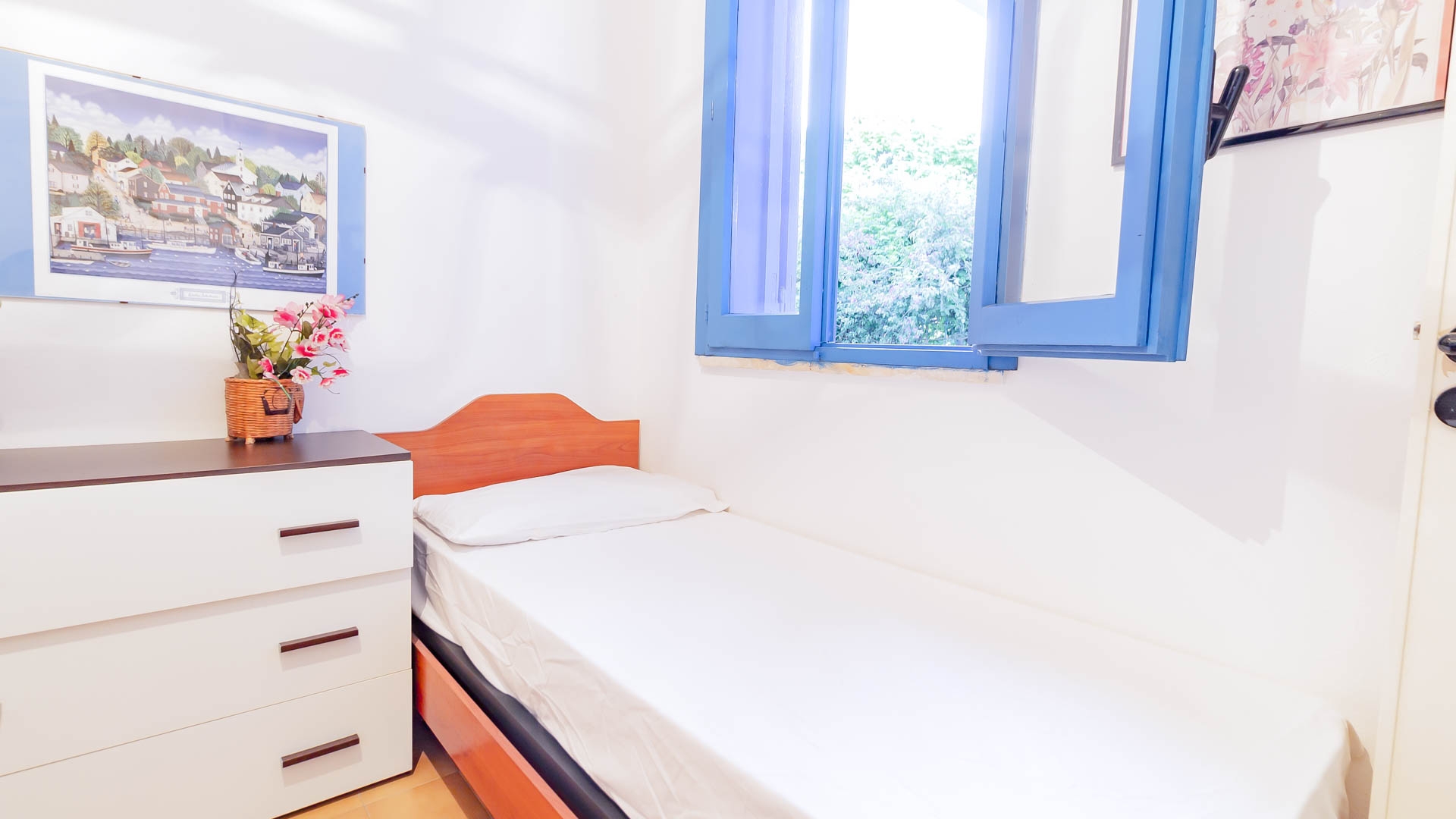Grecale Flat