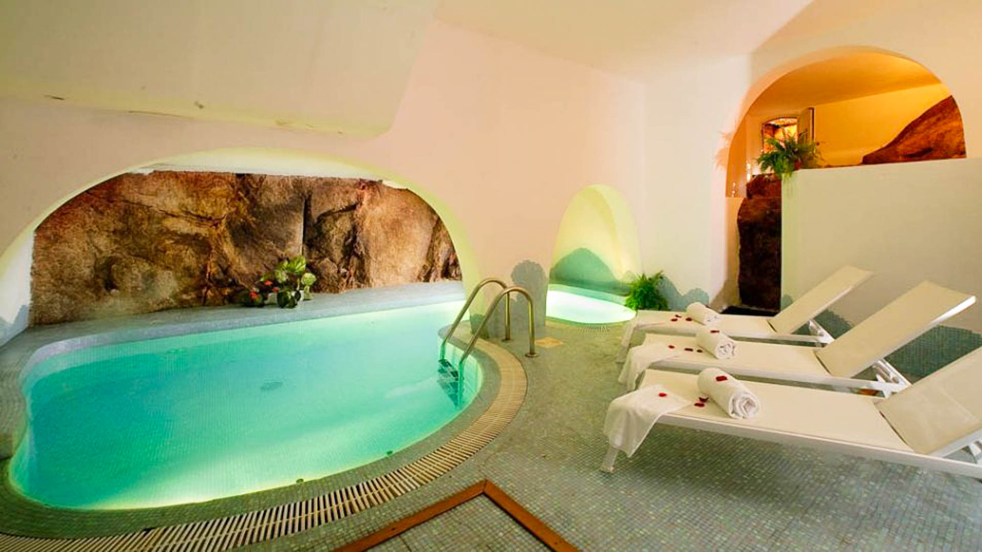 Green Park Hotel