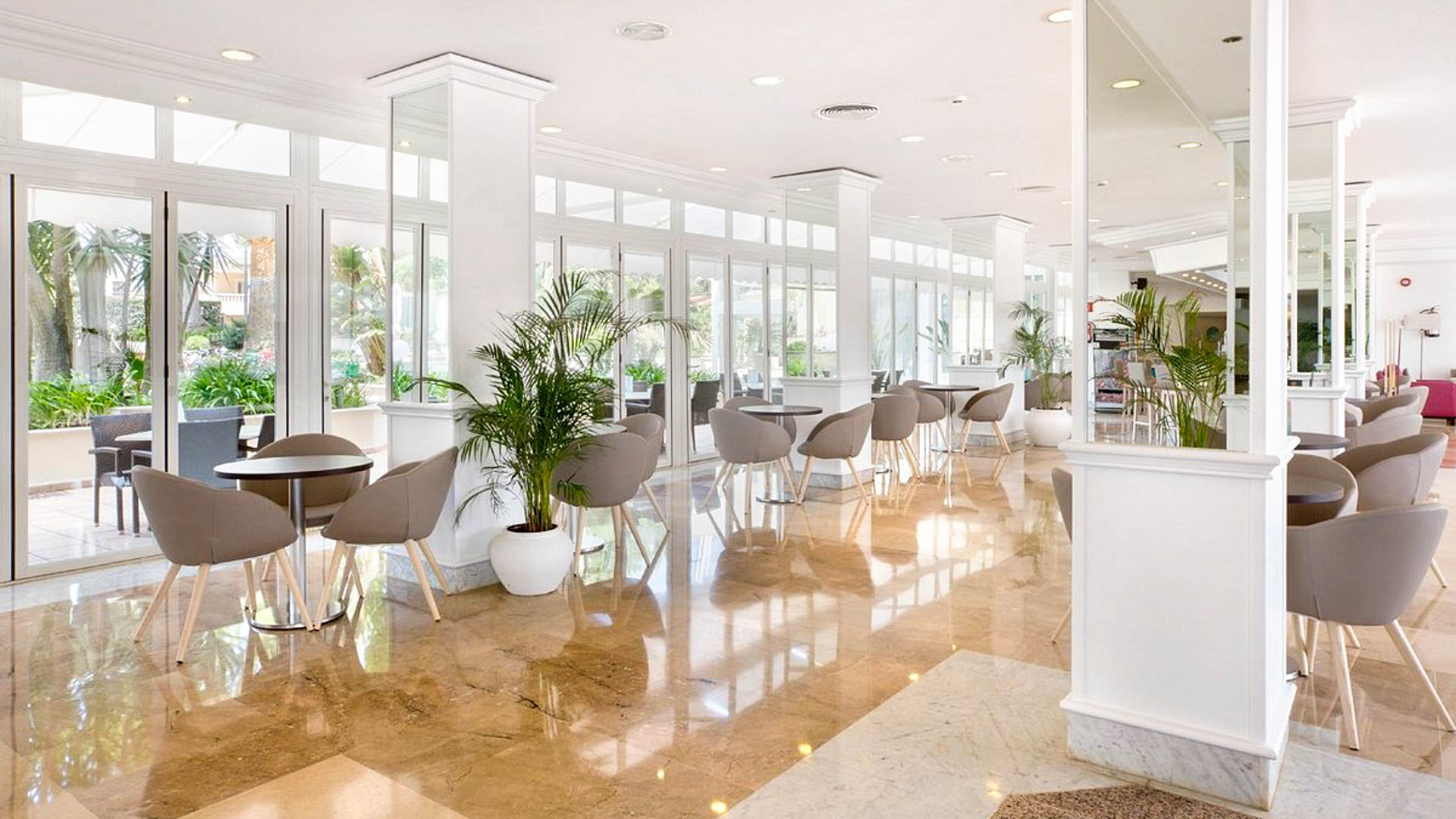 Grupotel Orient