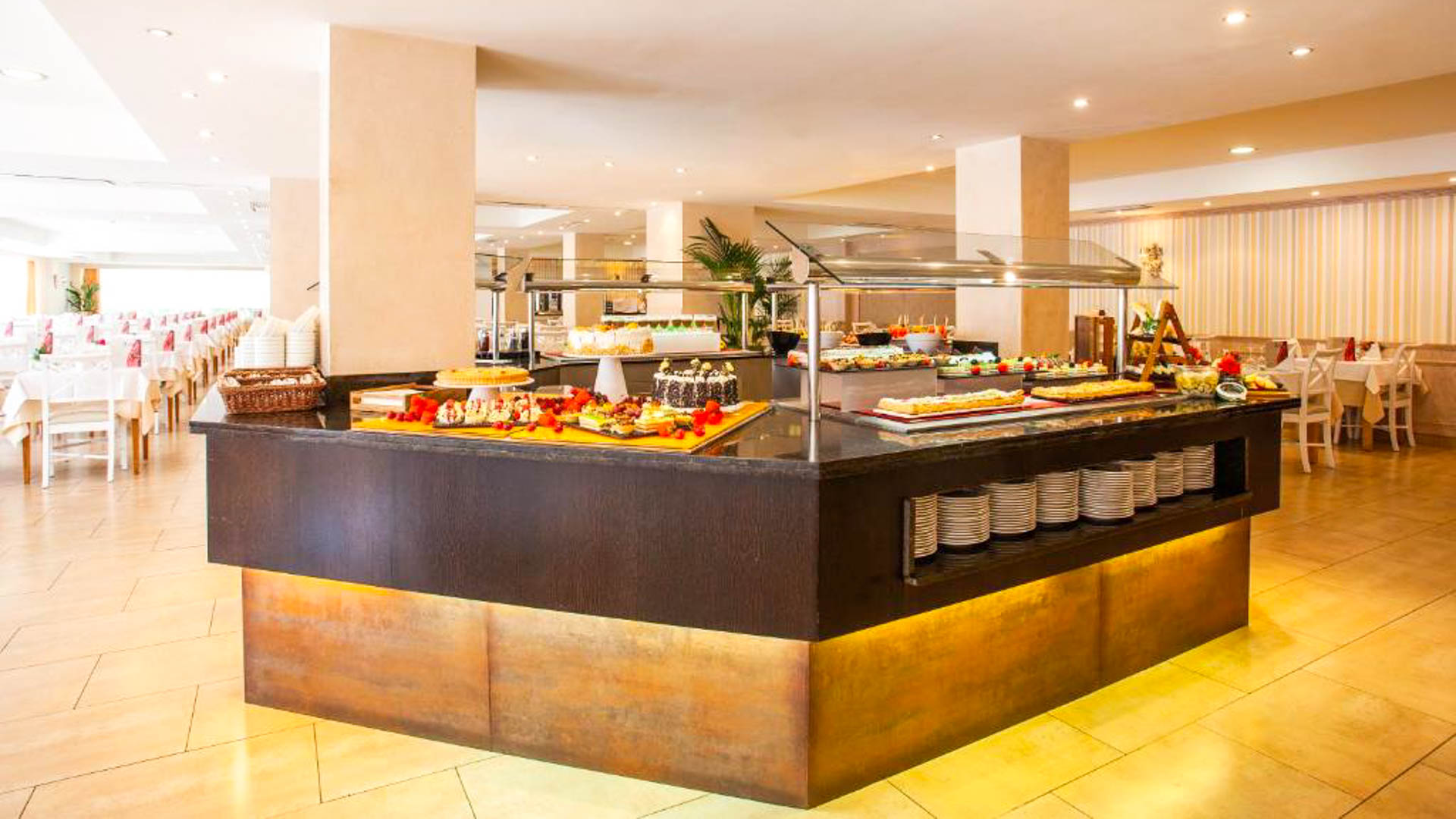 Grupotel Orient