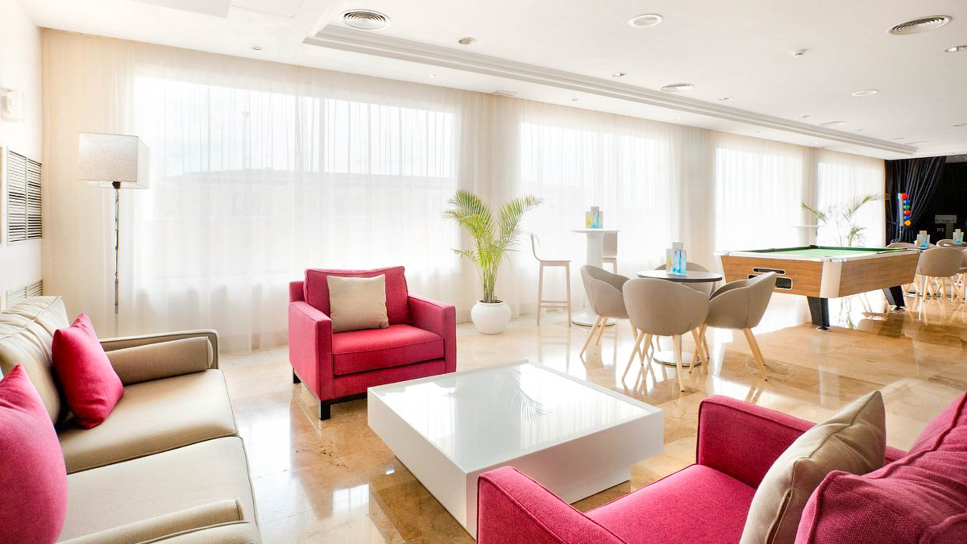 Grupotel Orient